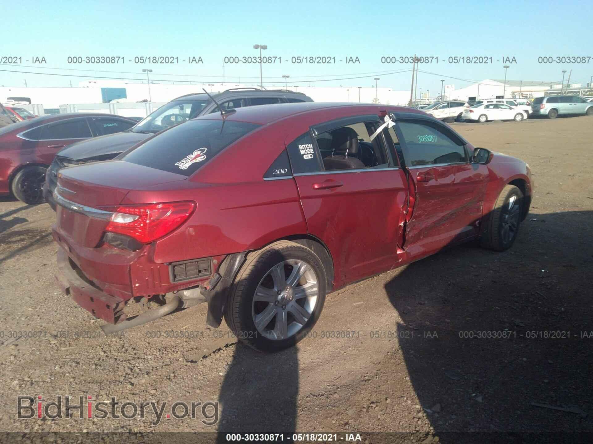 2013 CHRYSLER 200 - VIN: 1C3CCBBB8DN683402 - Фото 4
