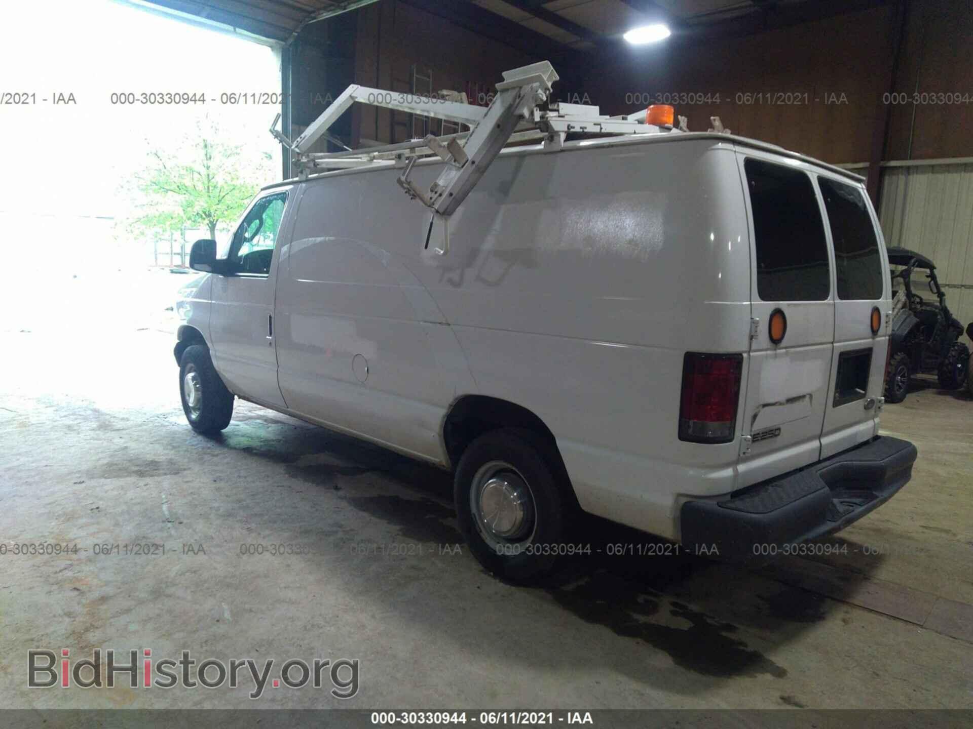 2006 FORD ECONOLINE CARGO VAN - VIN: 1FTNE24L46DA33074 - Фото 3