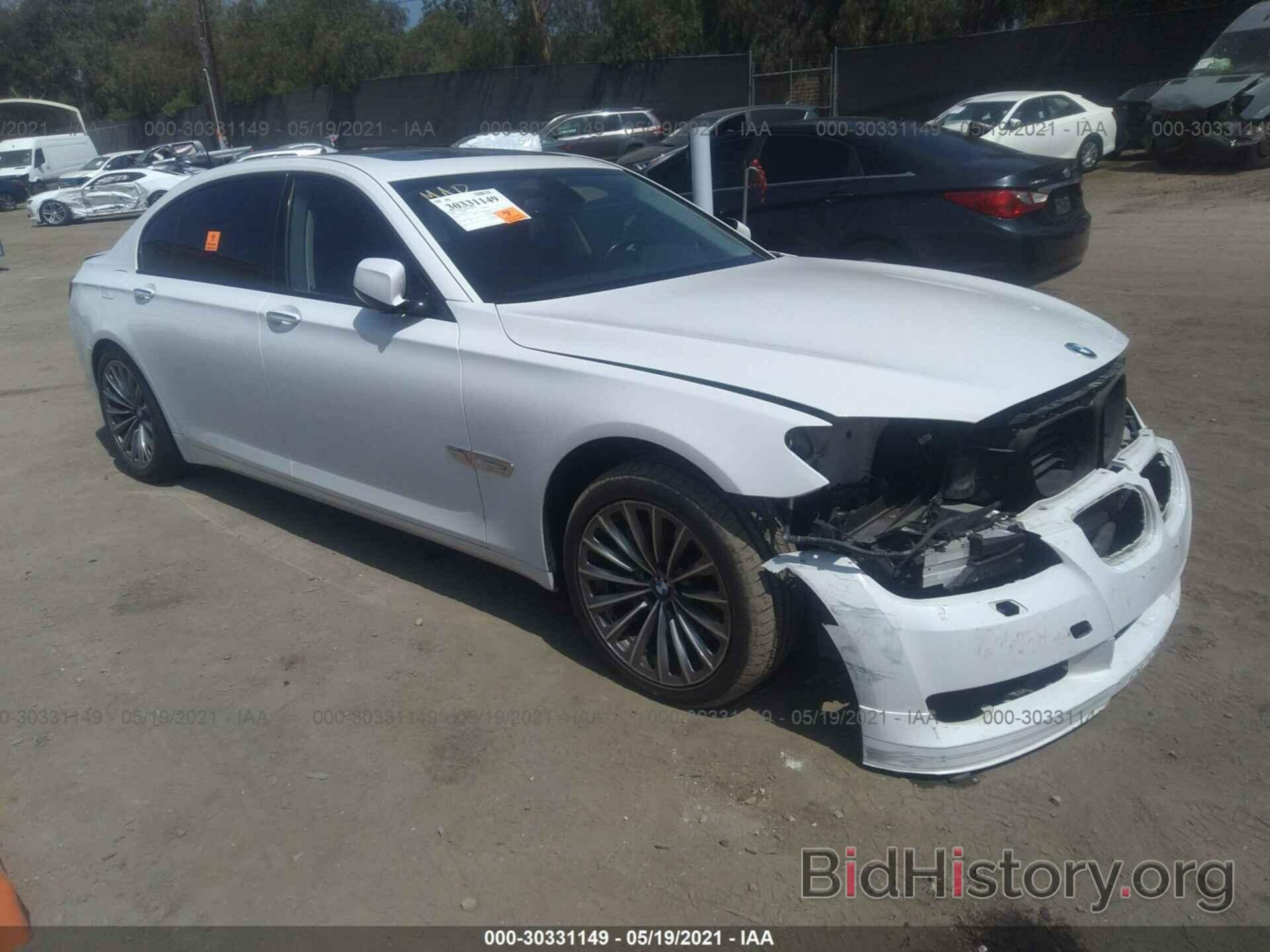 Photo WBAKB83529CY59916 - BMW 7 SERIES 2009