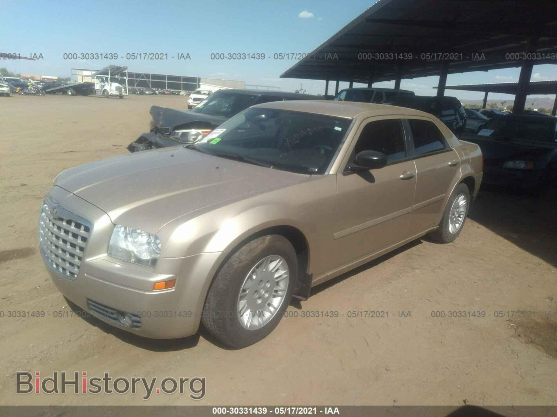 2006 CHRYSLER 300 - VIN: 2C3KA43R76H152163 - Фото 2