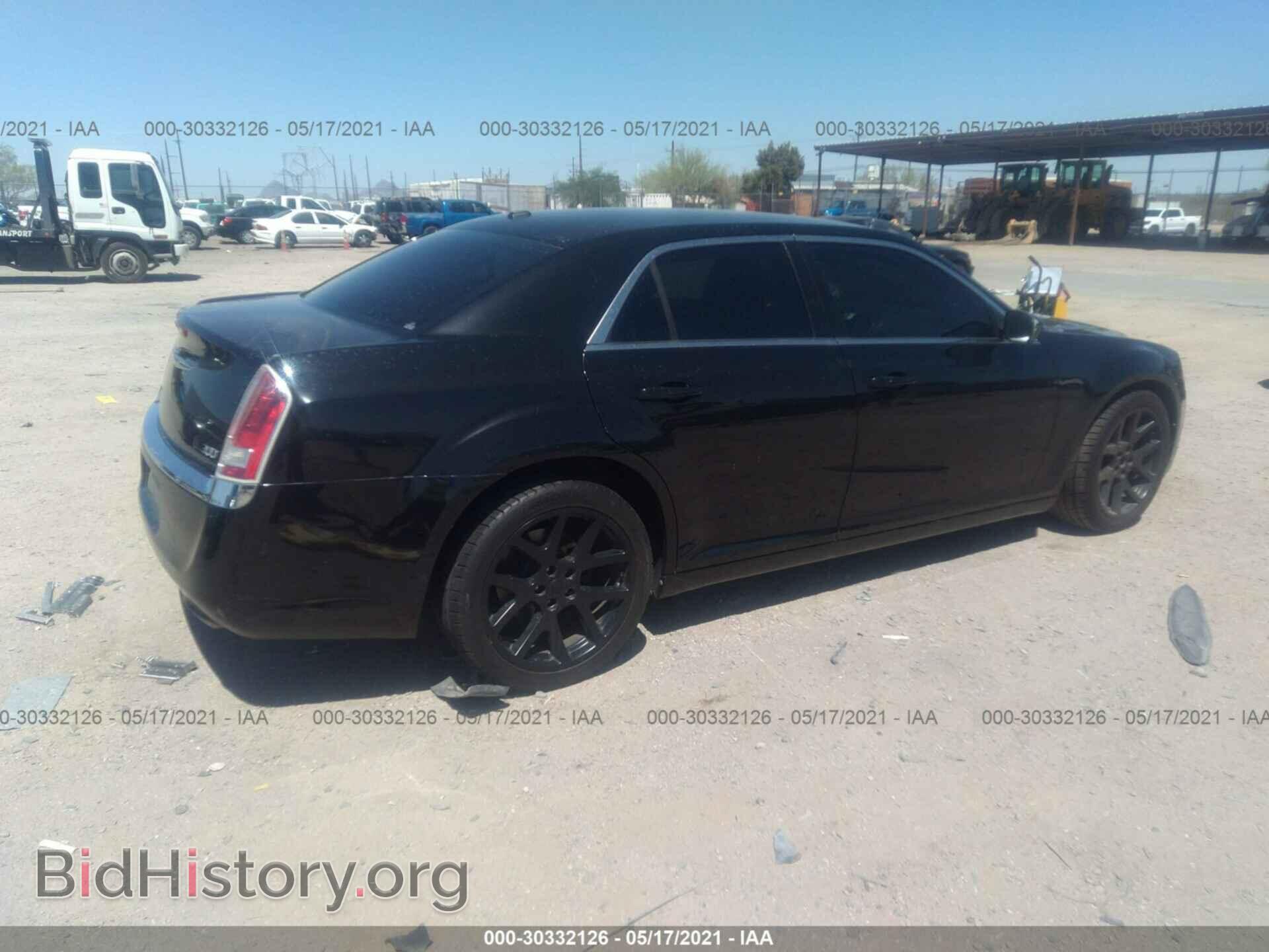 2013 CHRYSLER 300 - VIN: 2C3CCAAG2DH588737 - Фото 4