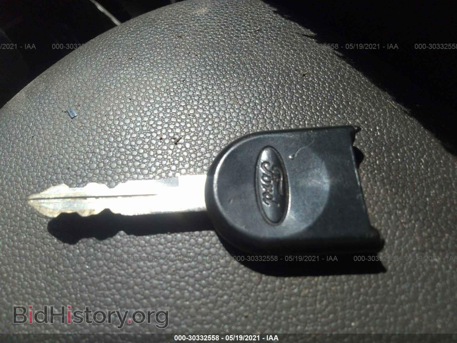 2009 FORD FOCUS - VIN: 1FAHP36N89W168410 - Фото 11