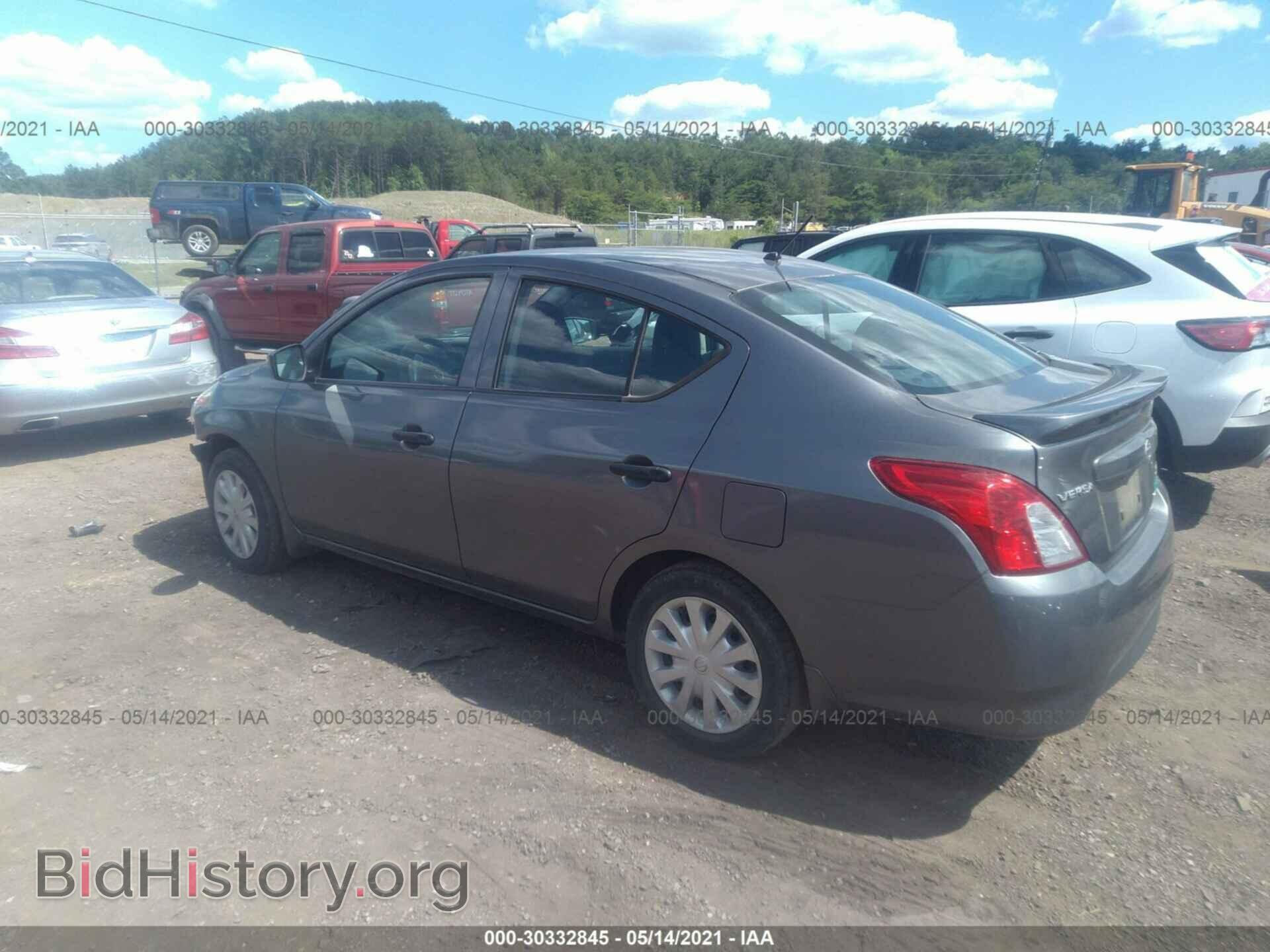 2016 NISSAN VERSA - VIN: 3N1CN7AP2GL823127 - Фото 3