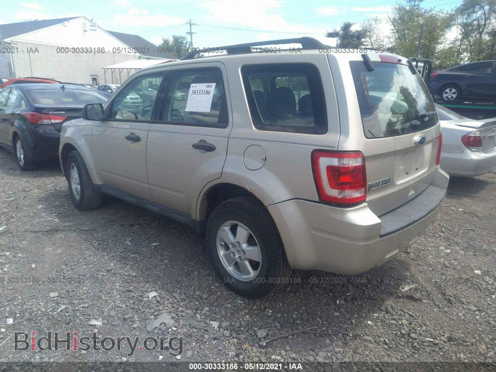 2012 FORD ESCAPE - VIN: 1FMCU0C72CKC06094 - Фото 3