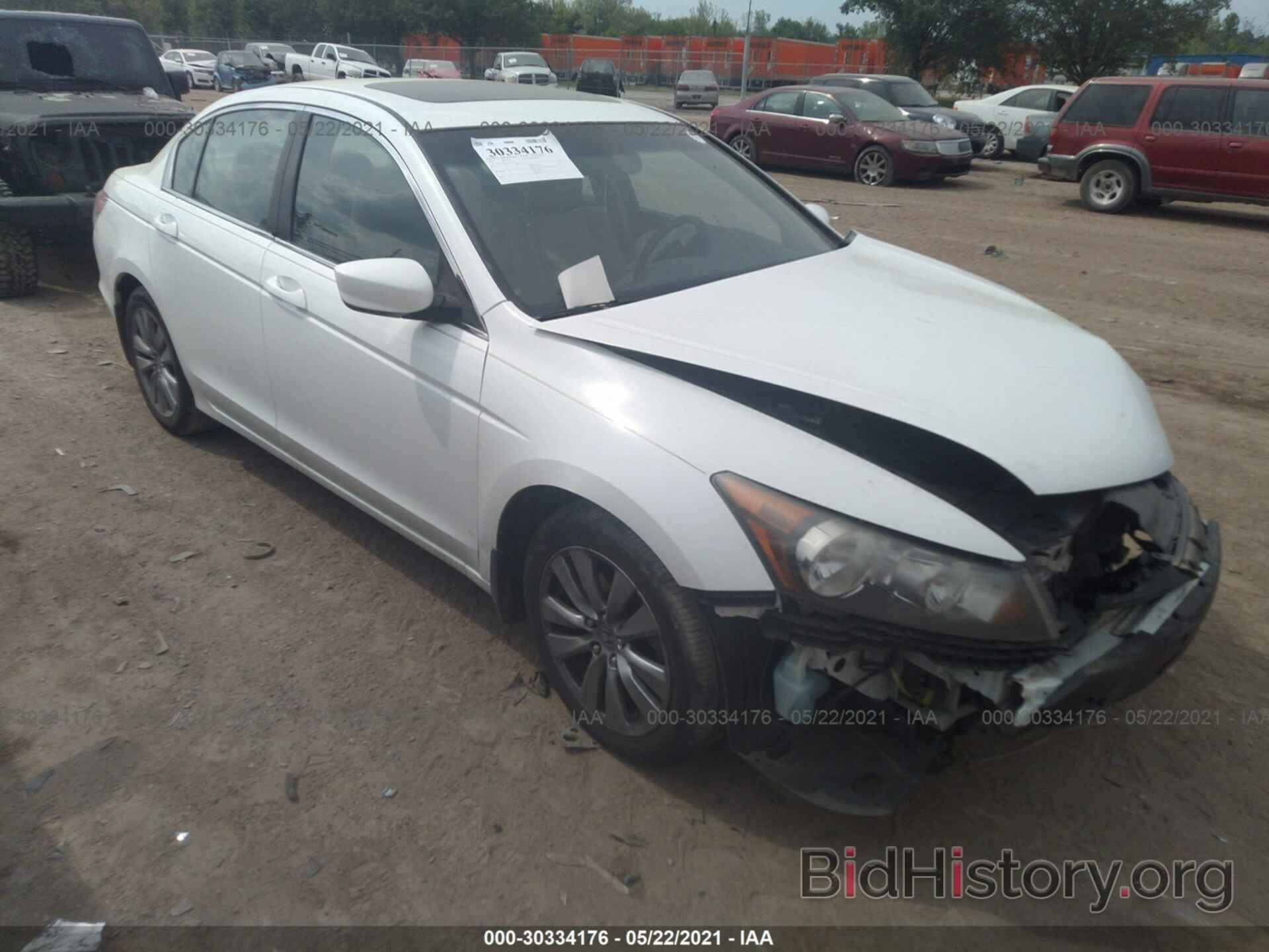 Photo 1HGCP2F86CA077375 - HONDA ACCORD SDN 2012