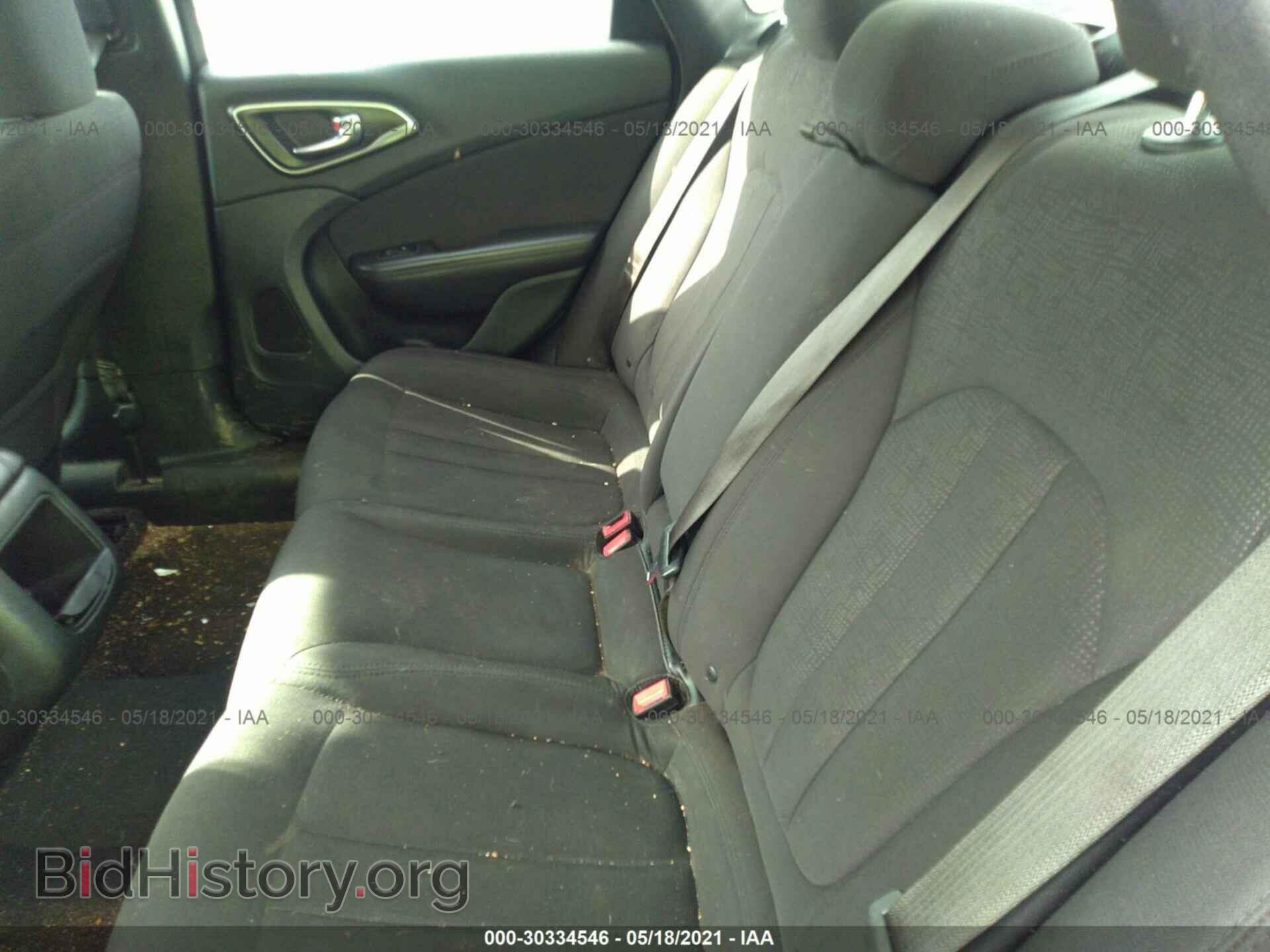 2015 CHRYSLER 200 - VIN: 1C3CCCAB0FN554368 - Photo 8