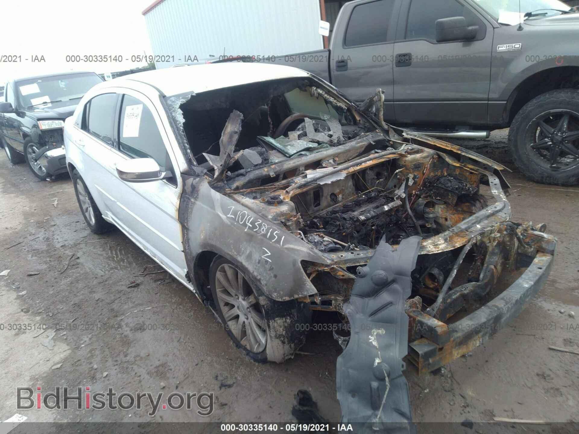 Фотография 1C3CCBBB1CN113112 - CHRYSLER 200 2012