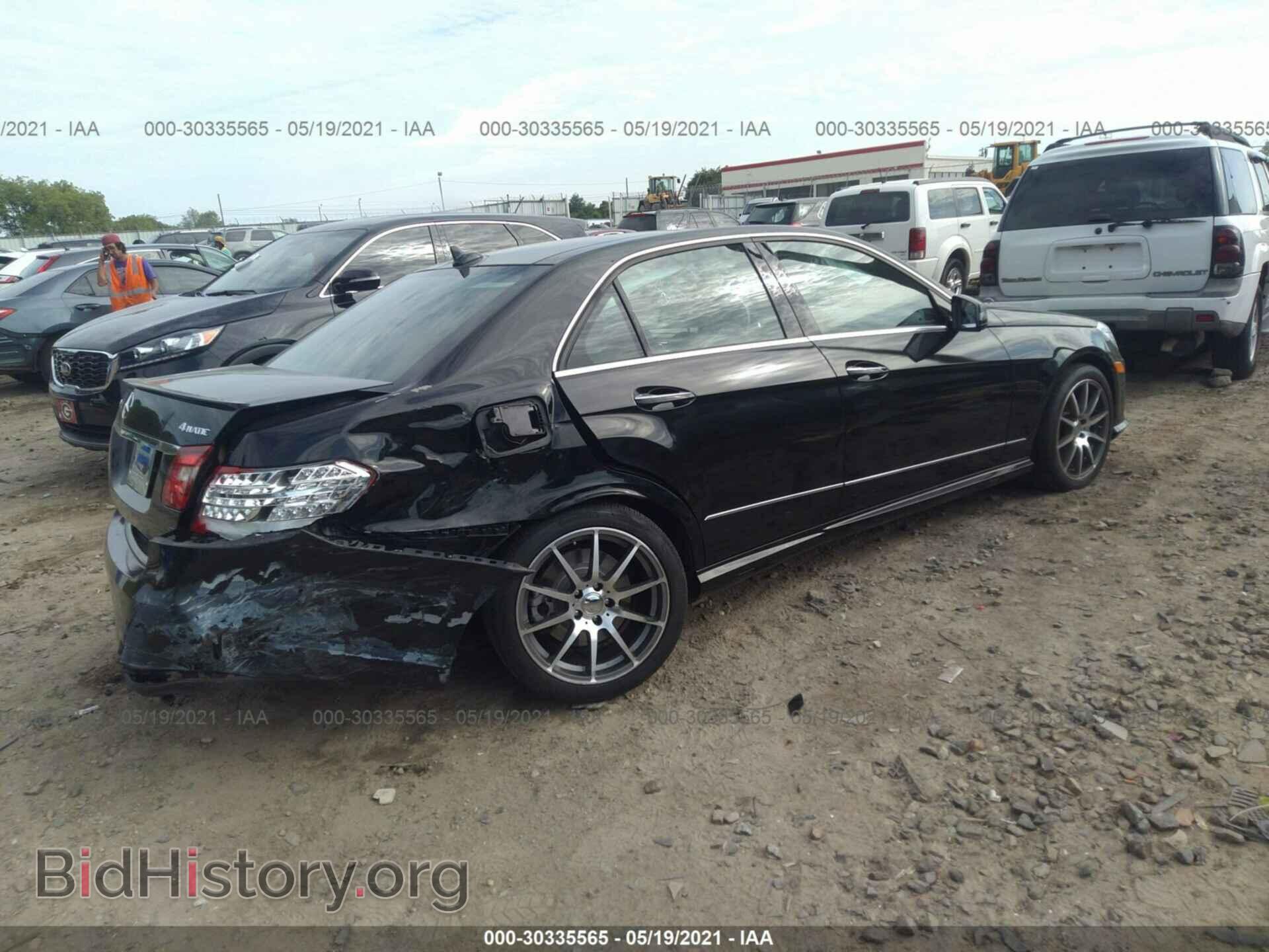 2011 MERCEDES-BENZ E-CLASS - VIN: WDDHF9AB1BA361956 - Фото 4