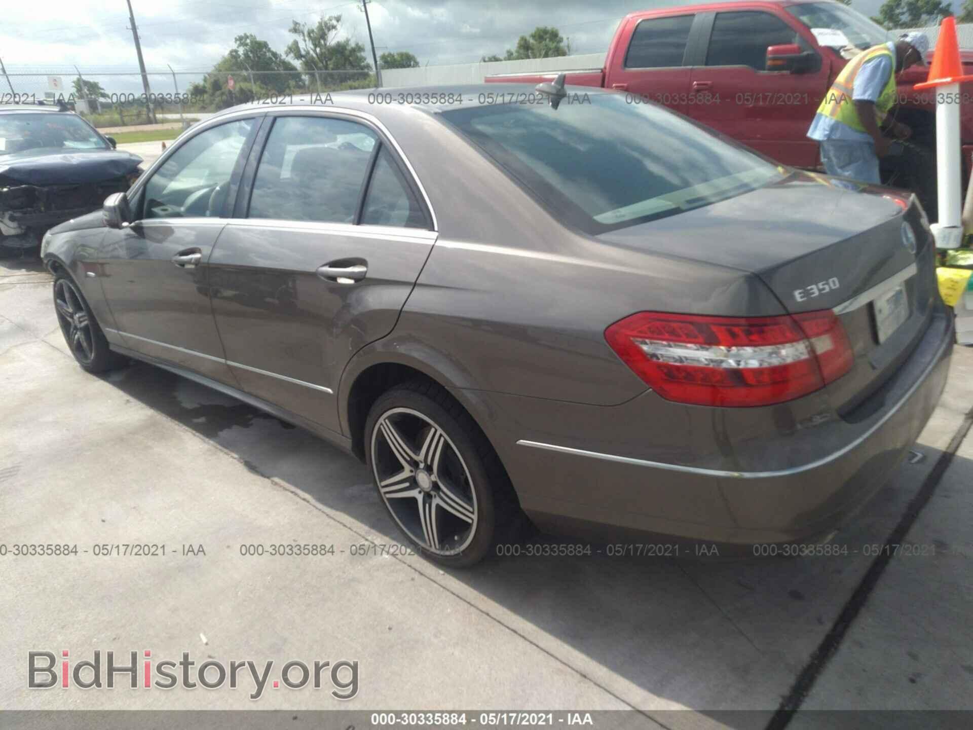 2012 MERCEDES-BENZ E-CLASS - VIN: WDDHF2EB0CA527564 - Фото 3