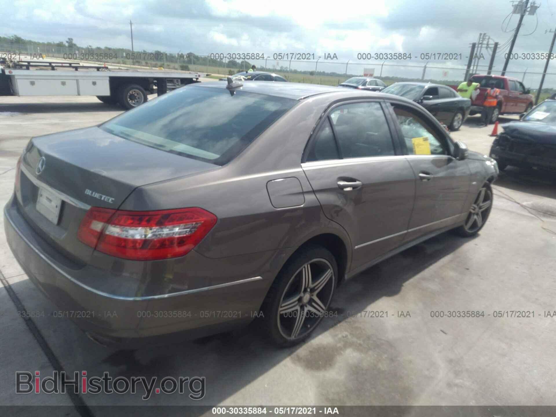 2012 MERCEDES-BENZ E-CLASS - VIN: WDDHF2EB0CA527564 - Фото 4