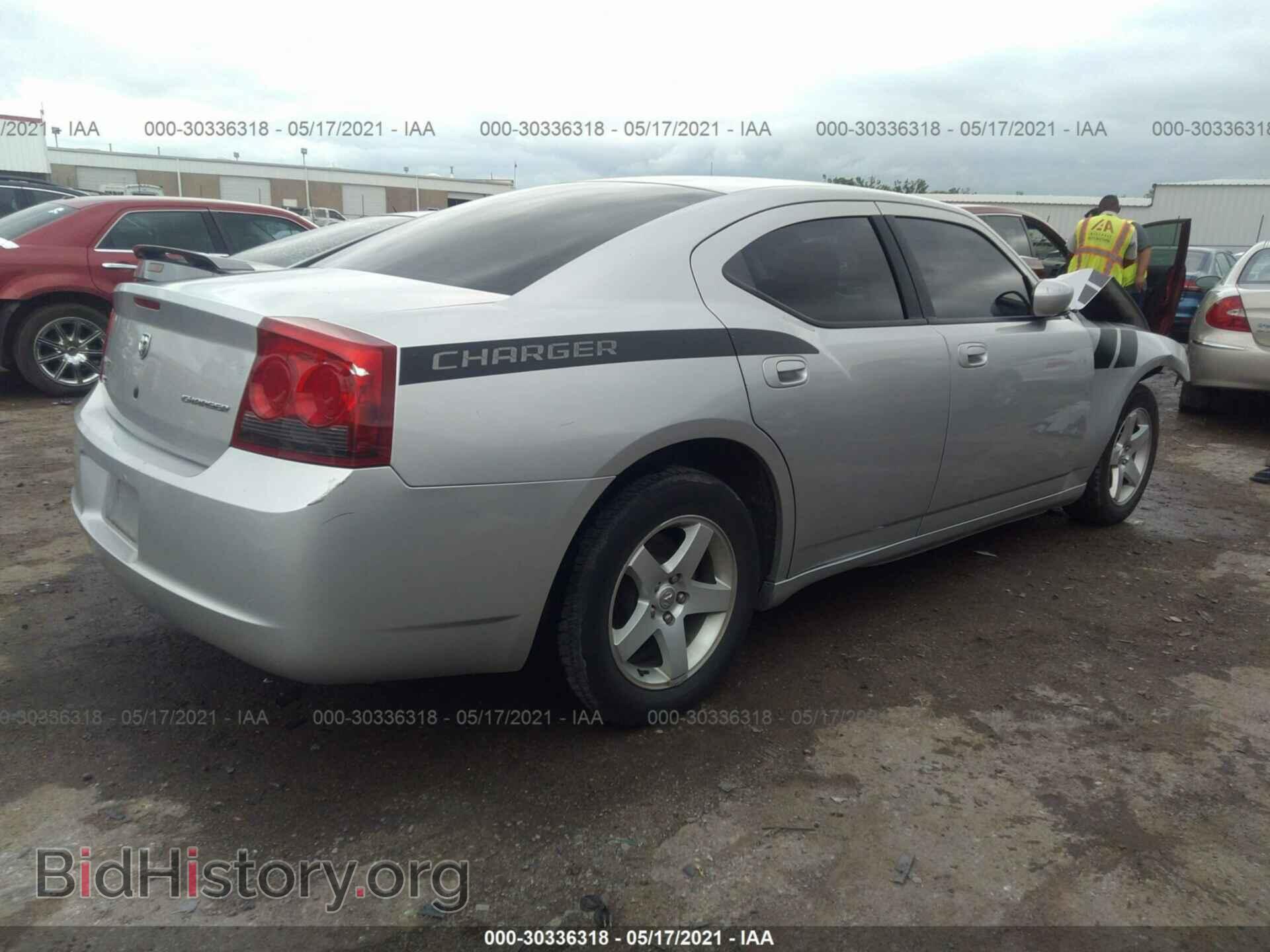 2010 DODGE CHARGER - VIN: 2B3CA4CD2AH299750 - Photo 4