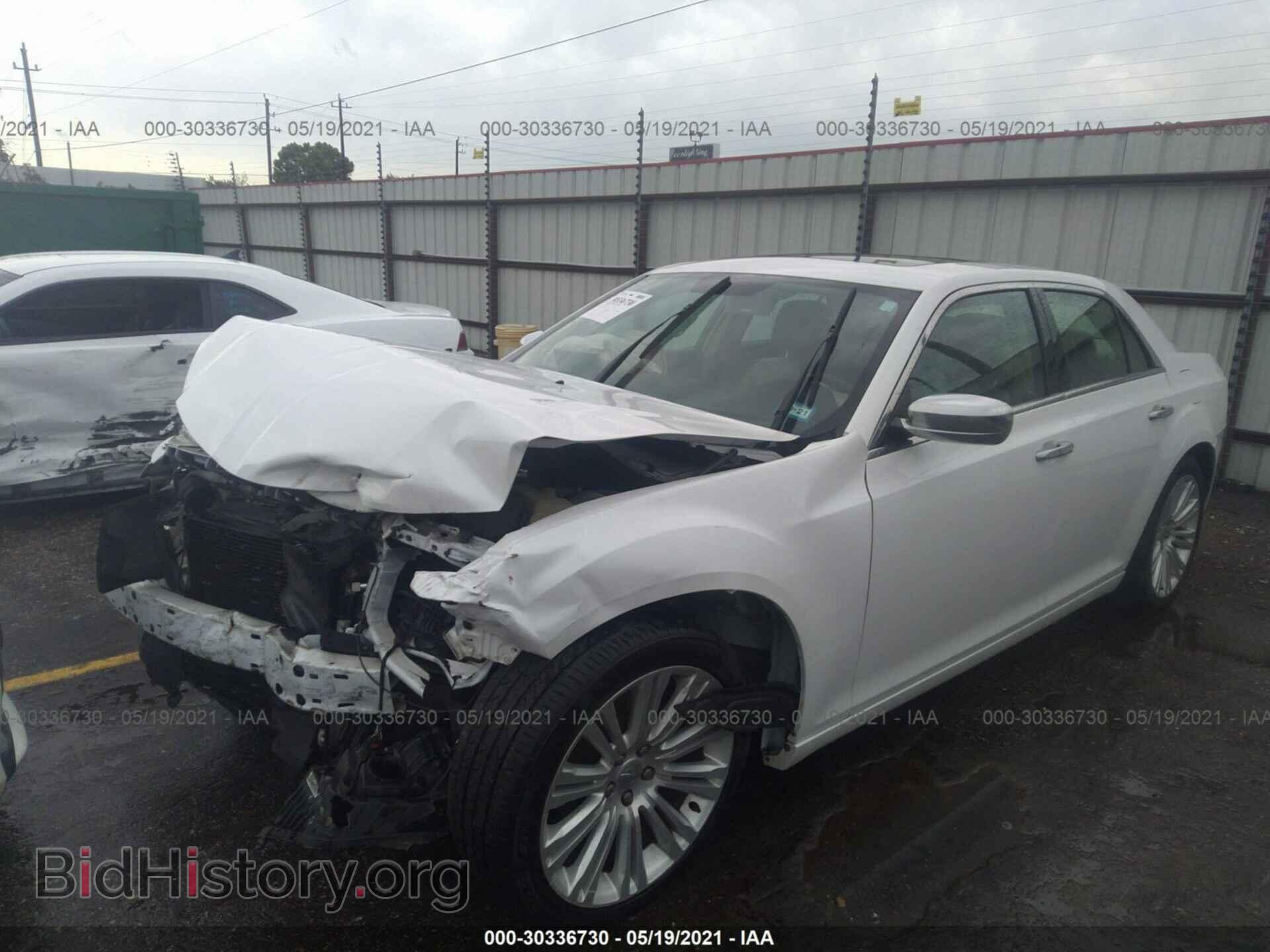 2012 CHRYSLER 300 - VIN: 2C3CCACG5CH279176 - Фото 2