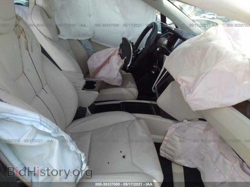 2017 Tesla MODEL X (VIN 5YJXCDE23HF079362) — photo 5 of 10