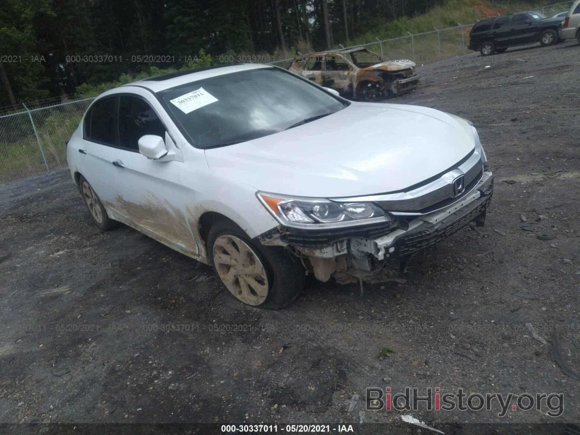 Photo 1HGCR2F76GA147772 - HONDA ACCORD SEDAN 2016