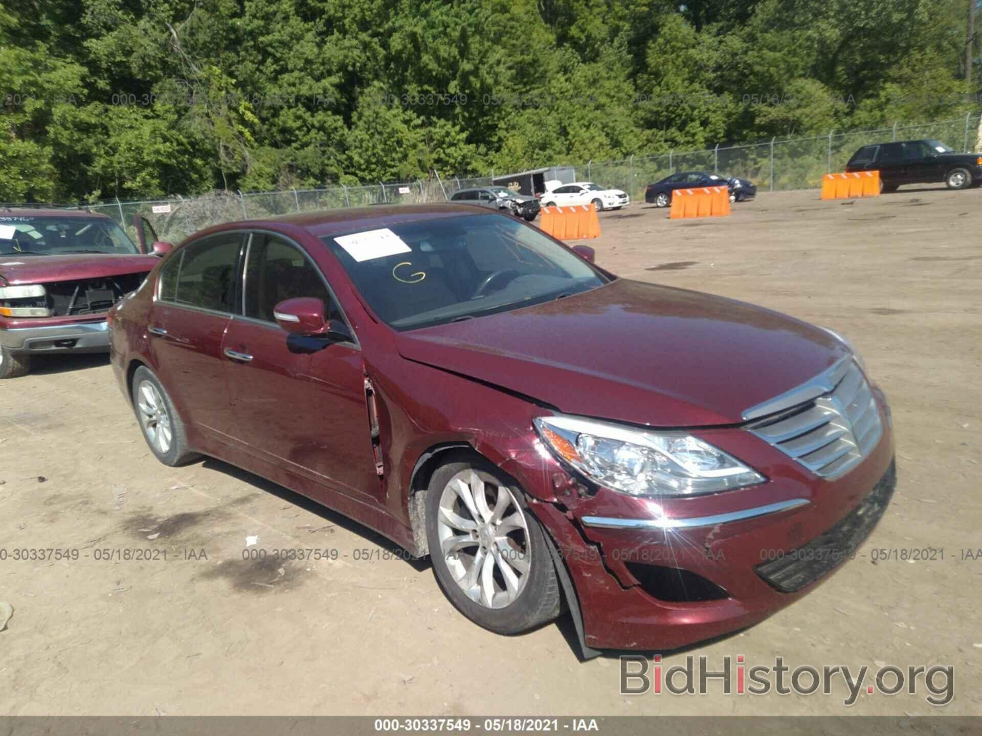 Photo KMHGC4DD2CU193514 - HYUNDAI GENESIS 2012