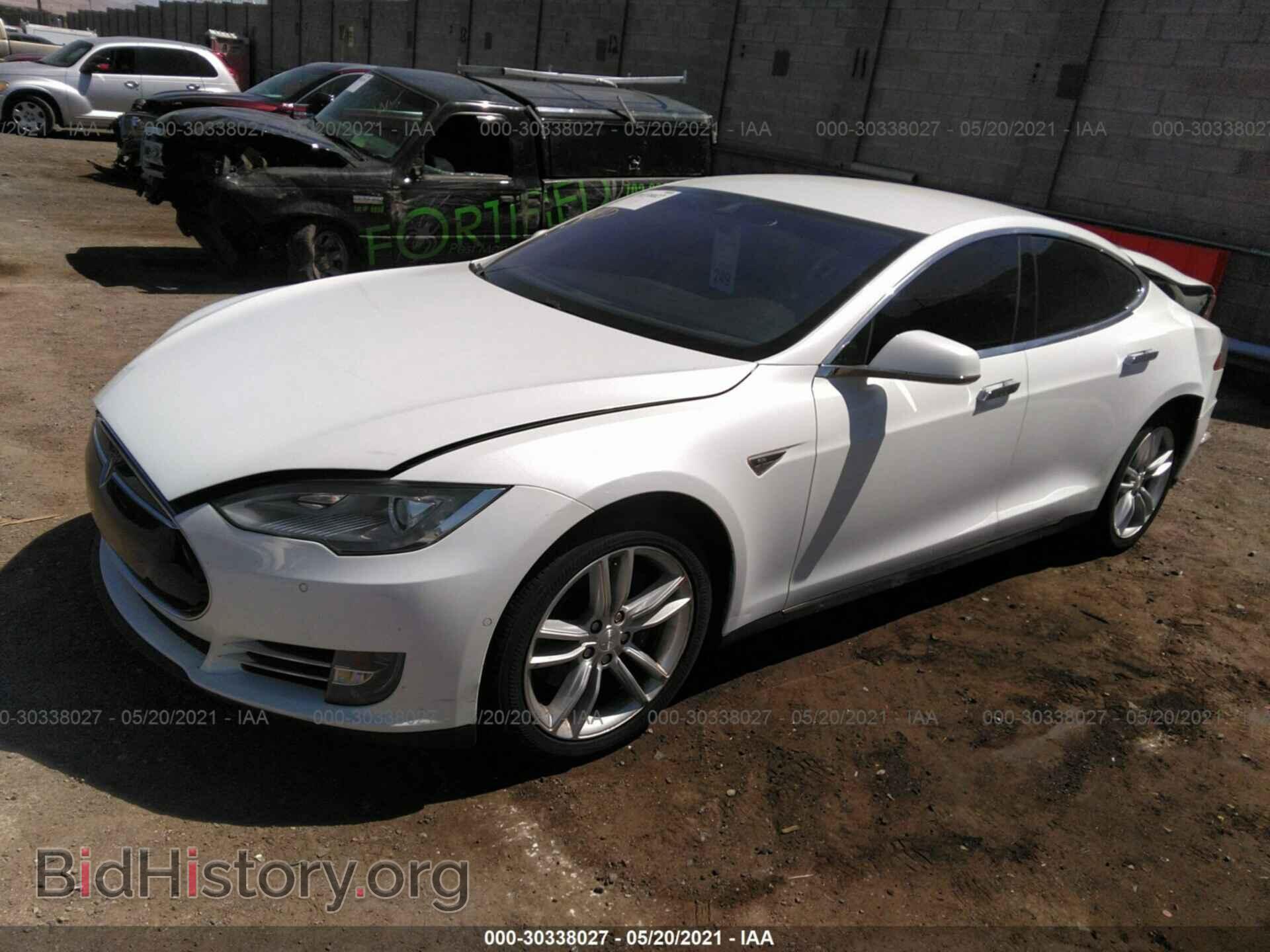 2014 TESLA MODEL S - VIN: 5YJSA1H13EFP61610 - Photo 2
