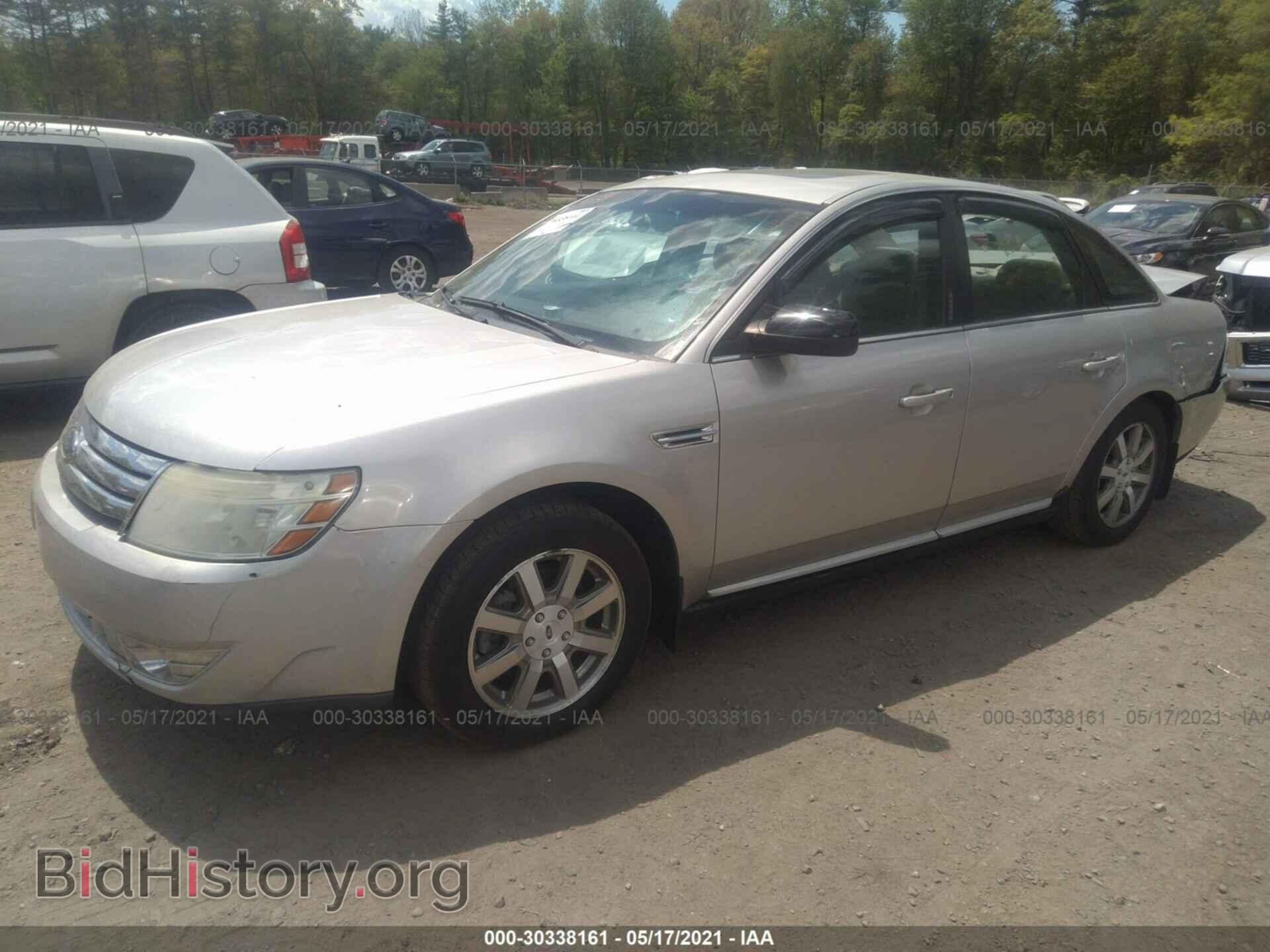 2008 FORD TAURUS - VIN: 1FAHP24W68G105983 - Фото 2