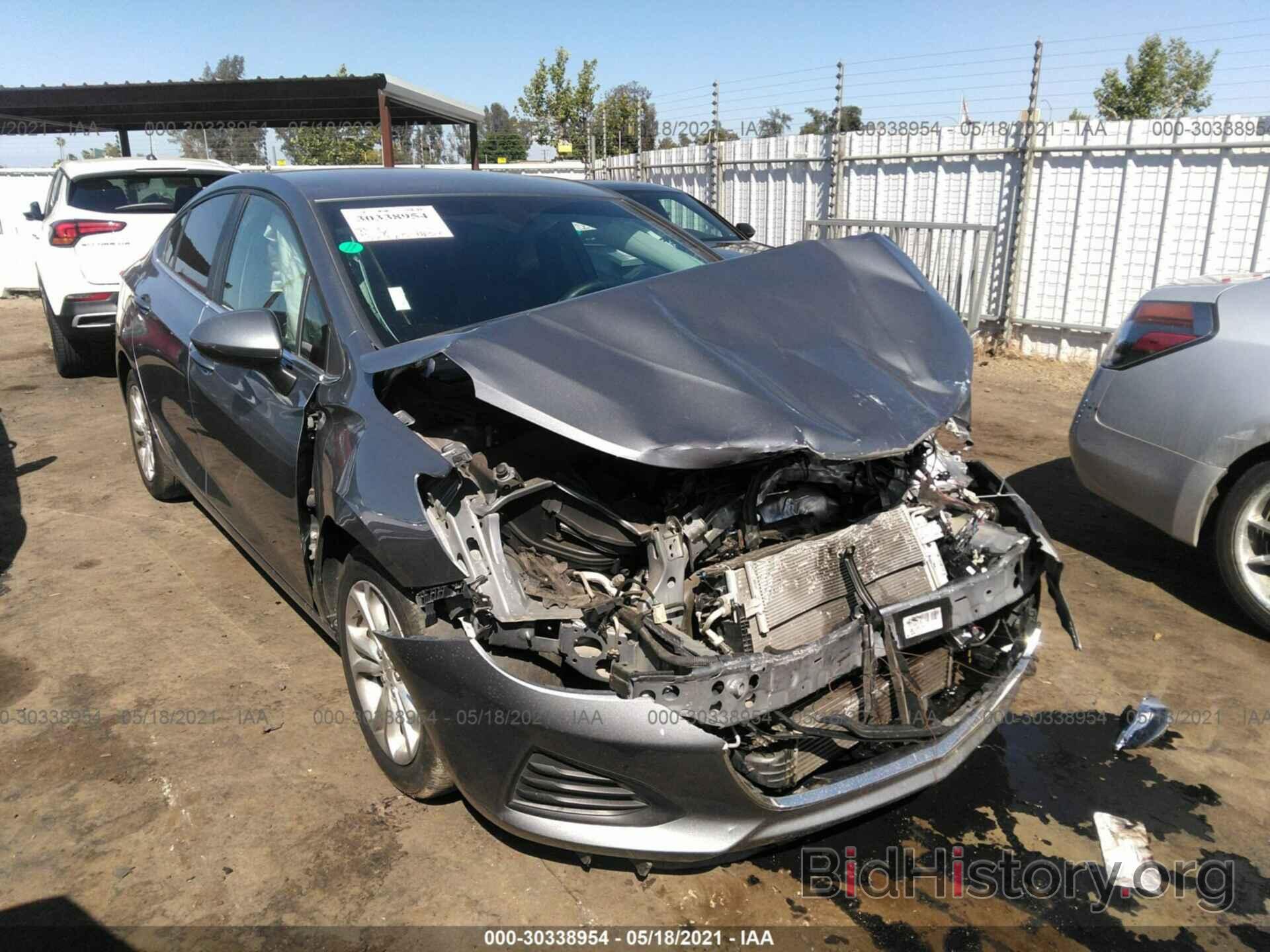 Photo 1G1BE5SM9K7139053 - CHEVROLET CRUZE 2019