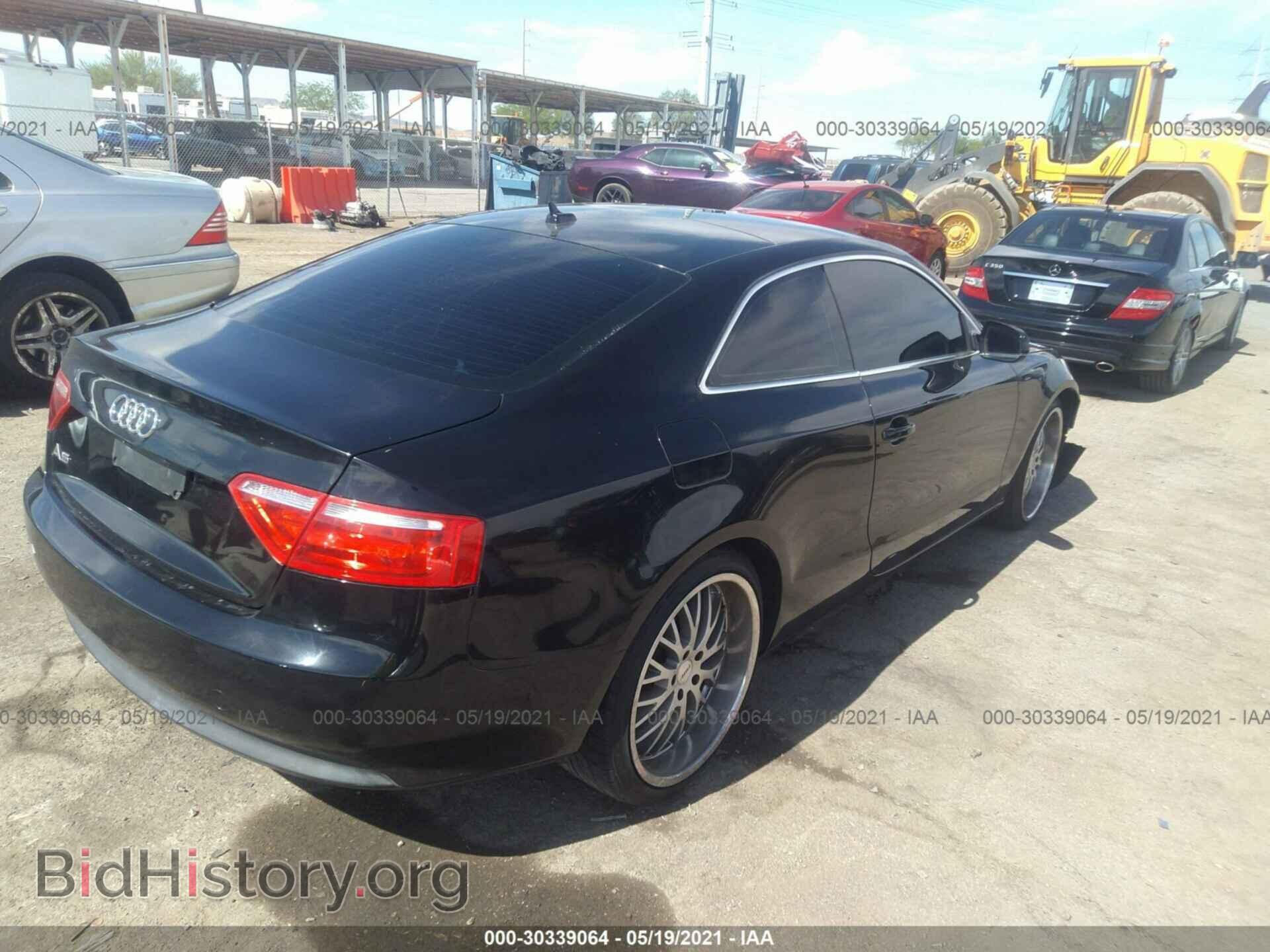 2010 AUDI A5 - VIN: WAUCFAFR9AA031635 - Фото 4