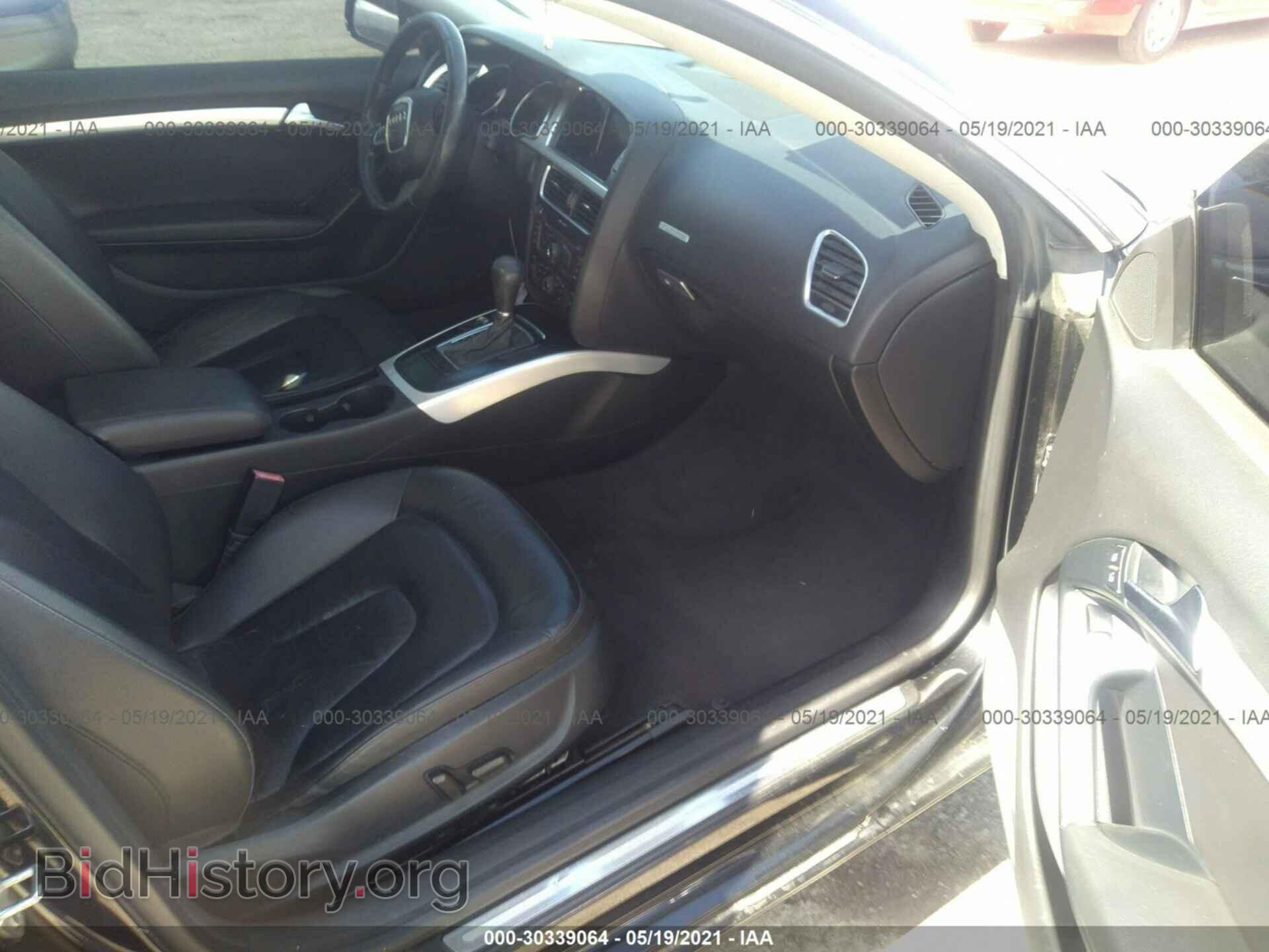 2010 AUDI A5 - VIN: WAUCFAFR9AA031635 - Фото 5