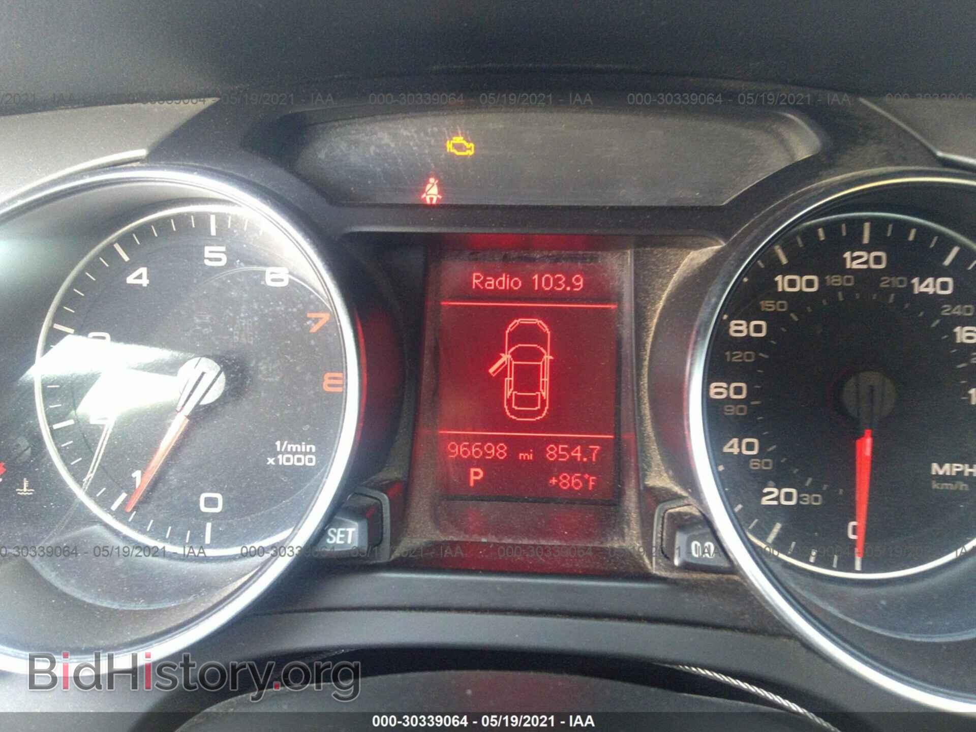 2010 AUDI A5 - VIN: WAUCFAFR9AA031635 - Фото 7