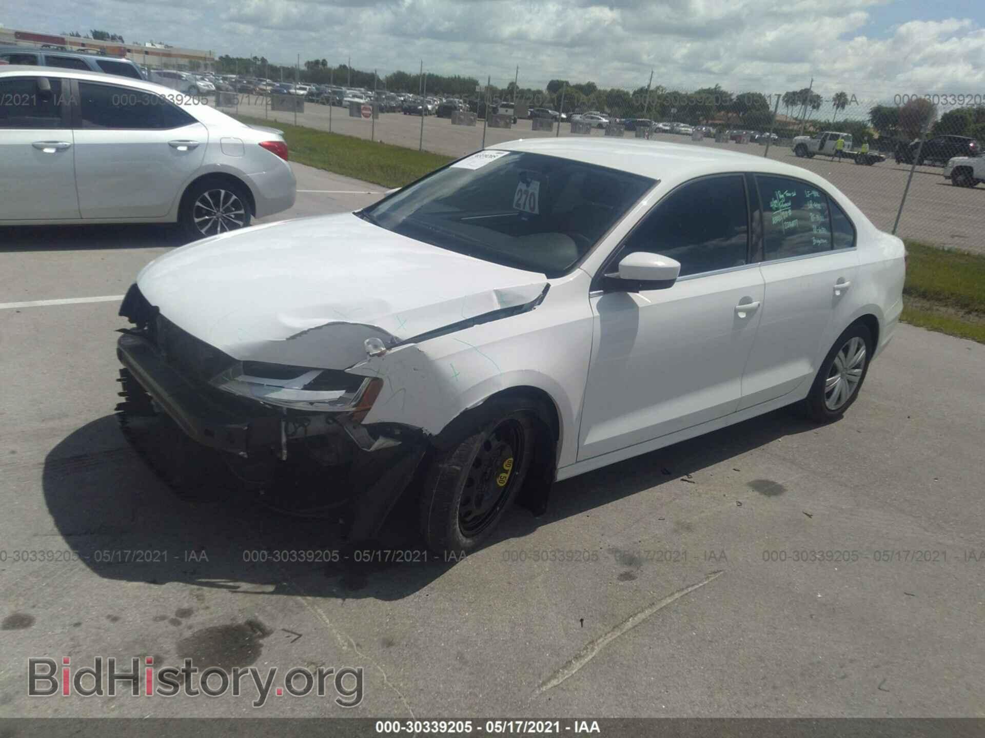 2017 VOLKSWAGEN JETTA - VIN: 3VW2B7AJ2HM217543 - Фото 2