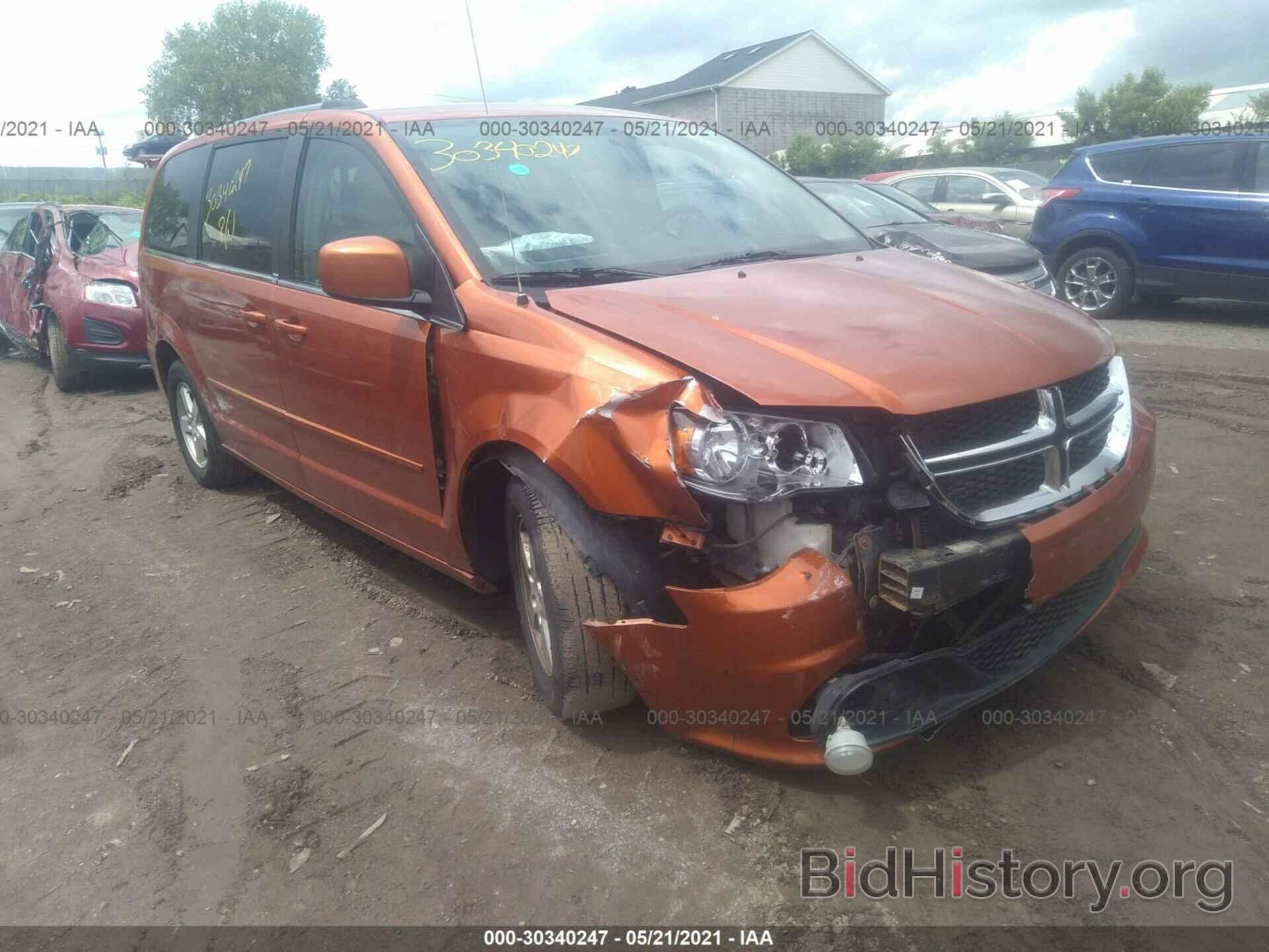 Photo 2D4RN5DG4BR679408 - DODGE GRAND CARAVAN 2011