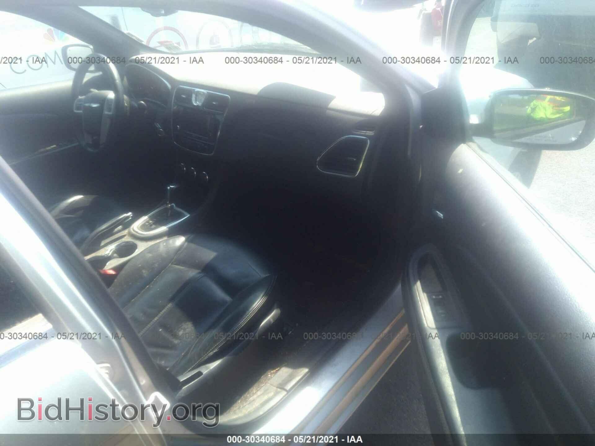 2012 CHRYSLER 200 - VIN: 1C3CCBCBXCN301822 - Photo 5