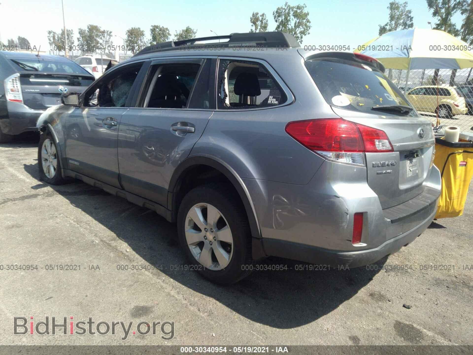 2011 SUBARU OUTBACK - VIN: 4S4BRBCC2B3342336 - Фото 3
