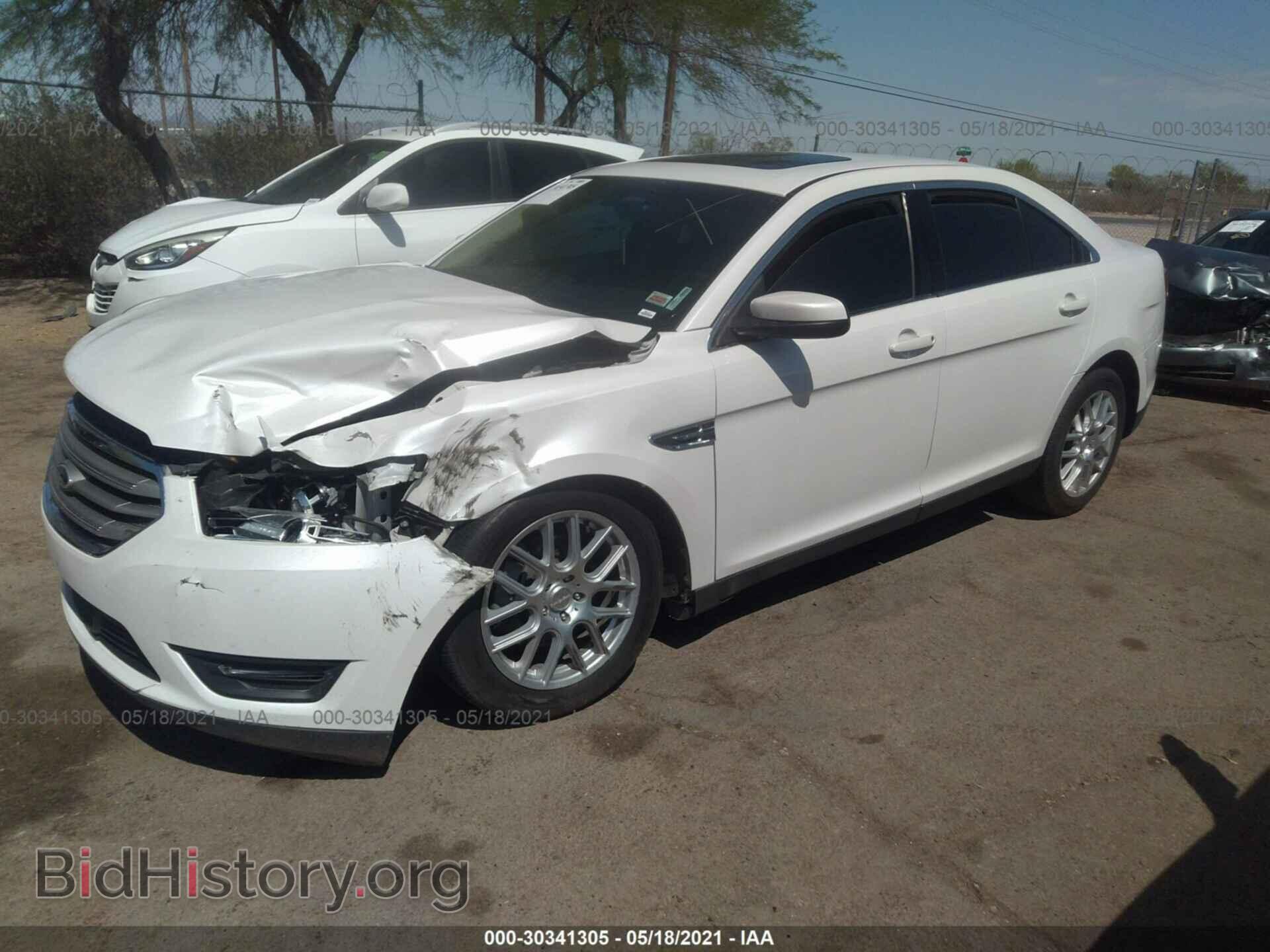 2013 FORD TAURUS - VIN: 1FAHP2E86DG208024 - Фото 2