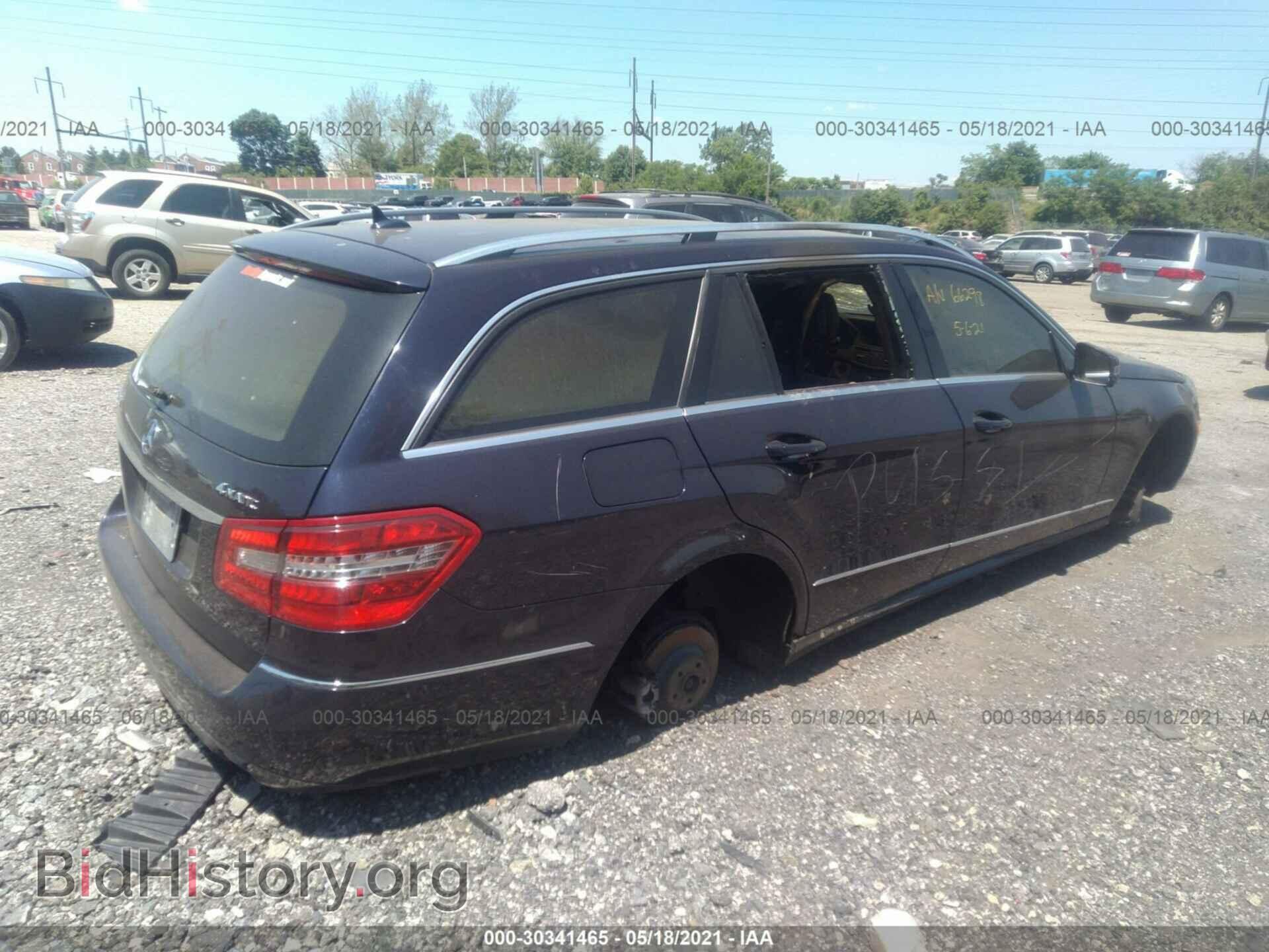 2011 MERCEDES-BENZ E-CLASS - VIN: WDDHH8HB2BA231016 - Фото 4