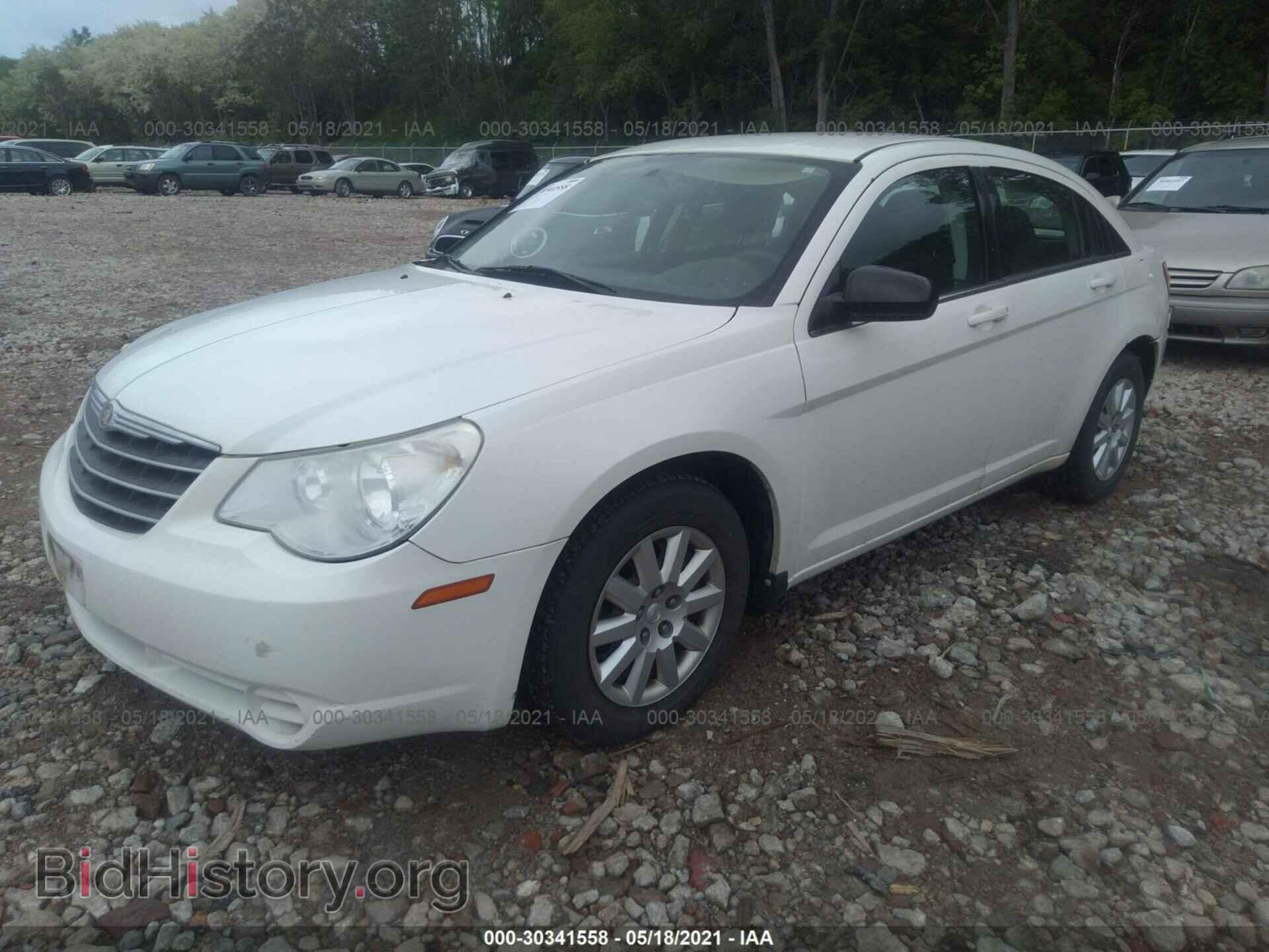 2010 CHRYSLER SEBRING - VIN: 1C3CC4FB9AN173741 - Фото 2