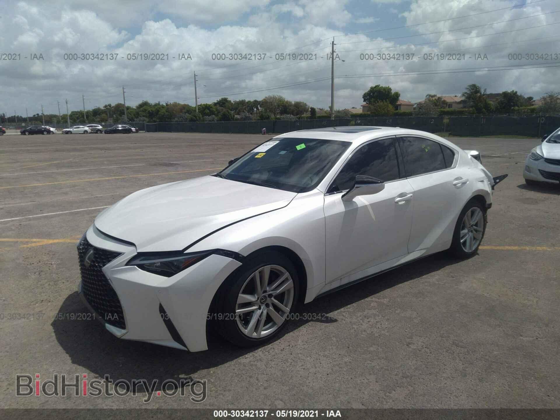 2021 LEXUS IS - VIN: JTHCA1D22M5111054 - Фото 2