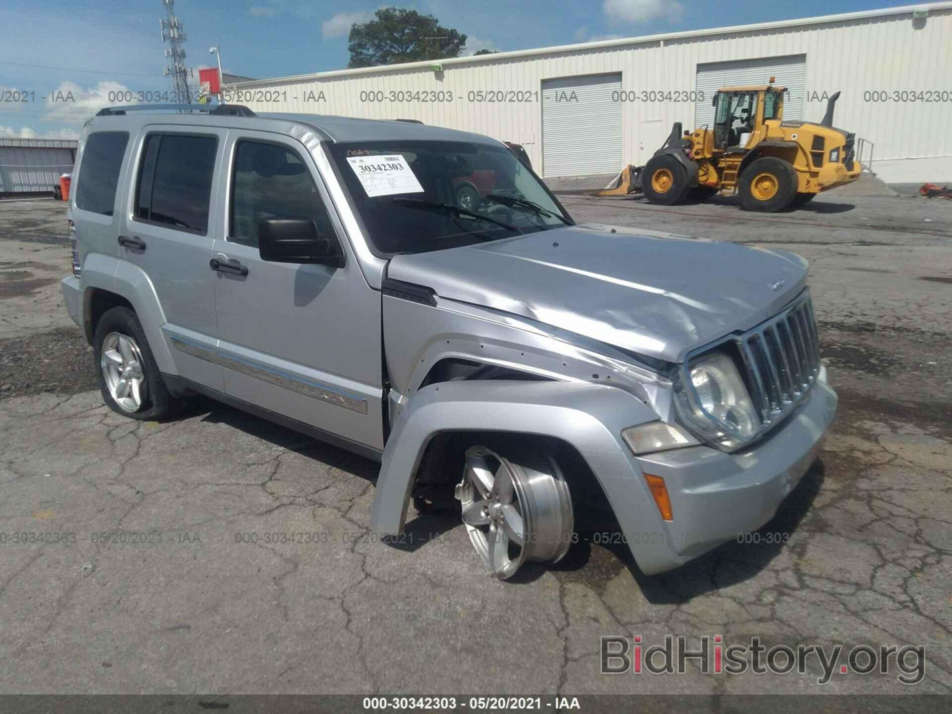 Photo 1J8GP58K28W103967 - JEEP LIBERTY 2008