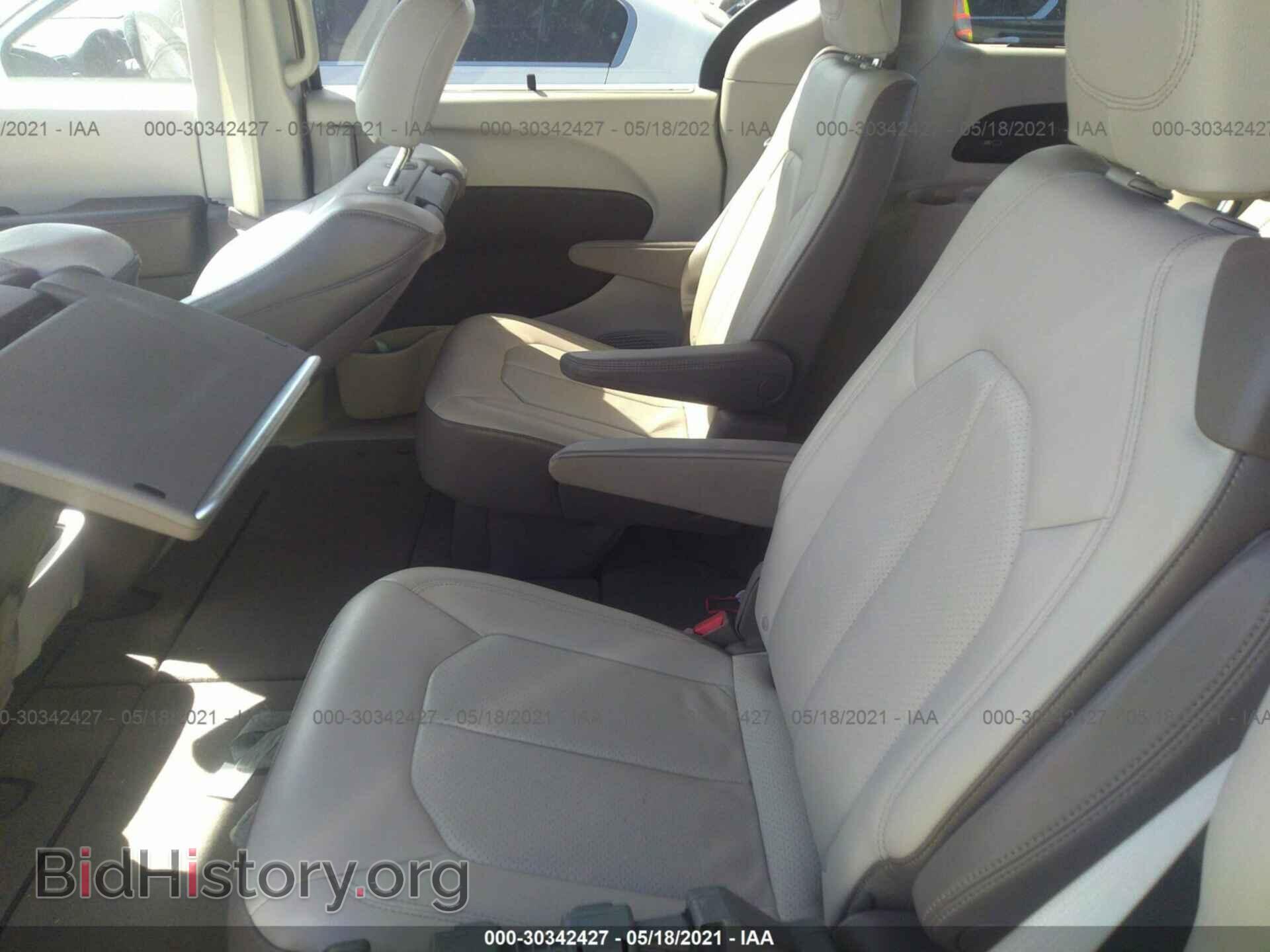 2017 CHRYSLER PACIFICA - VIN: 2C4RC1EG8HR555922 - Photo 8