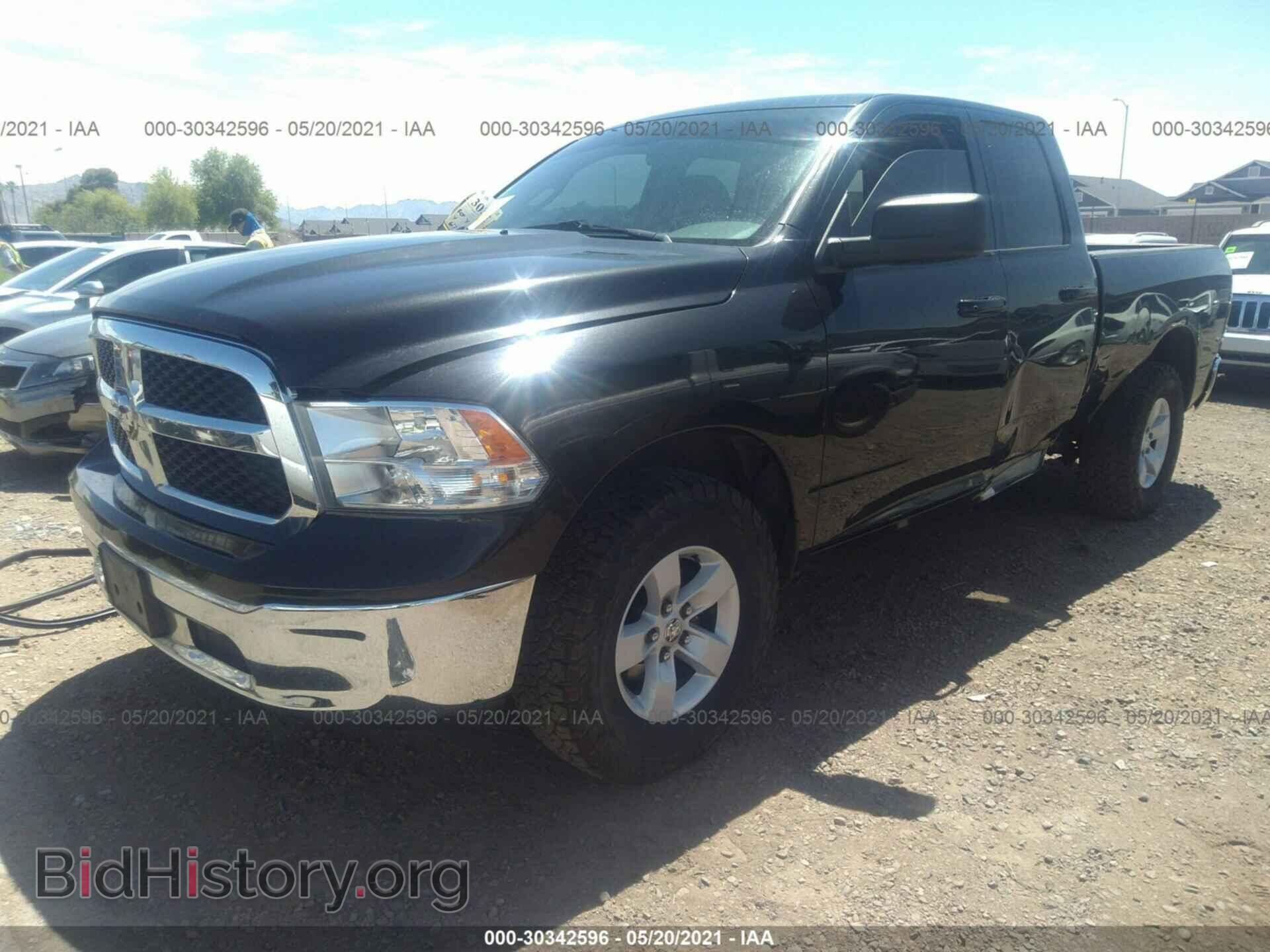 2017 RAM 1500 - VIN: 1C6RR7GG9HS652132 - Photo 2