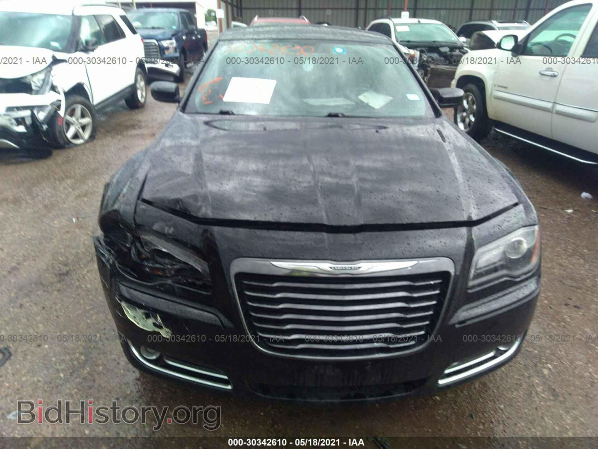 2014 CHRYSLER 300 - VIN: 2C3CCABG3EH352162 - Фото 6