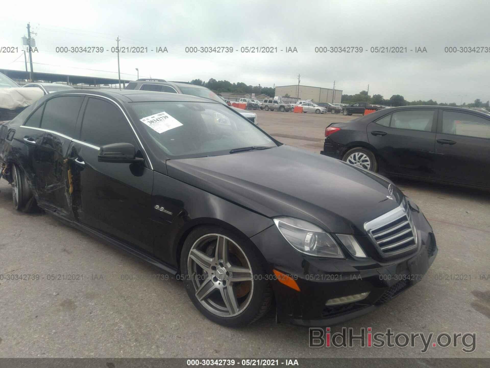 Photo WDDHF7HB3AA084767 - MERCEDES-BENZ E-CLASS 2010