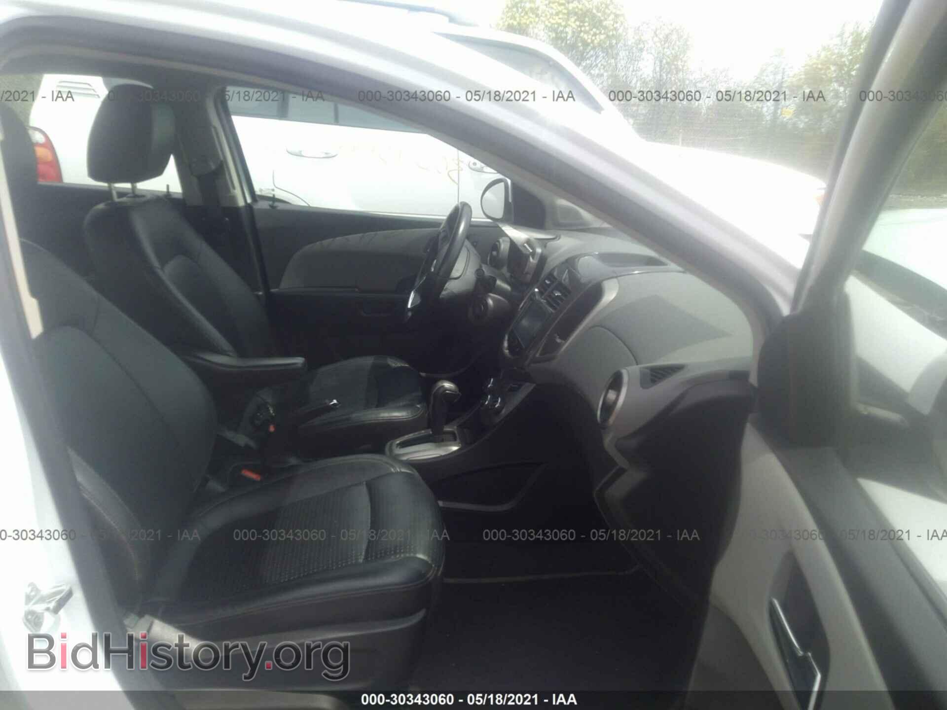 2014 CHEVROLET SONIC - VIN: 1G1JE5SB4E4215665 - Фото 5