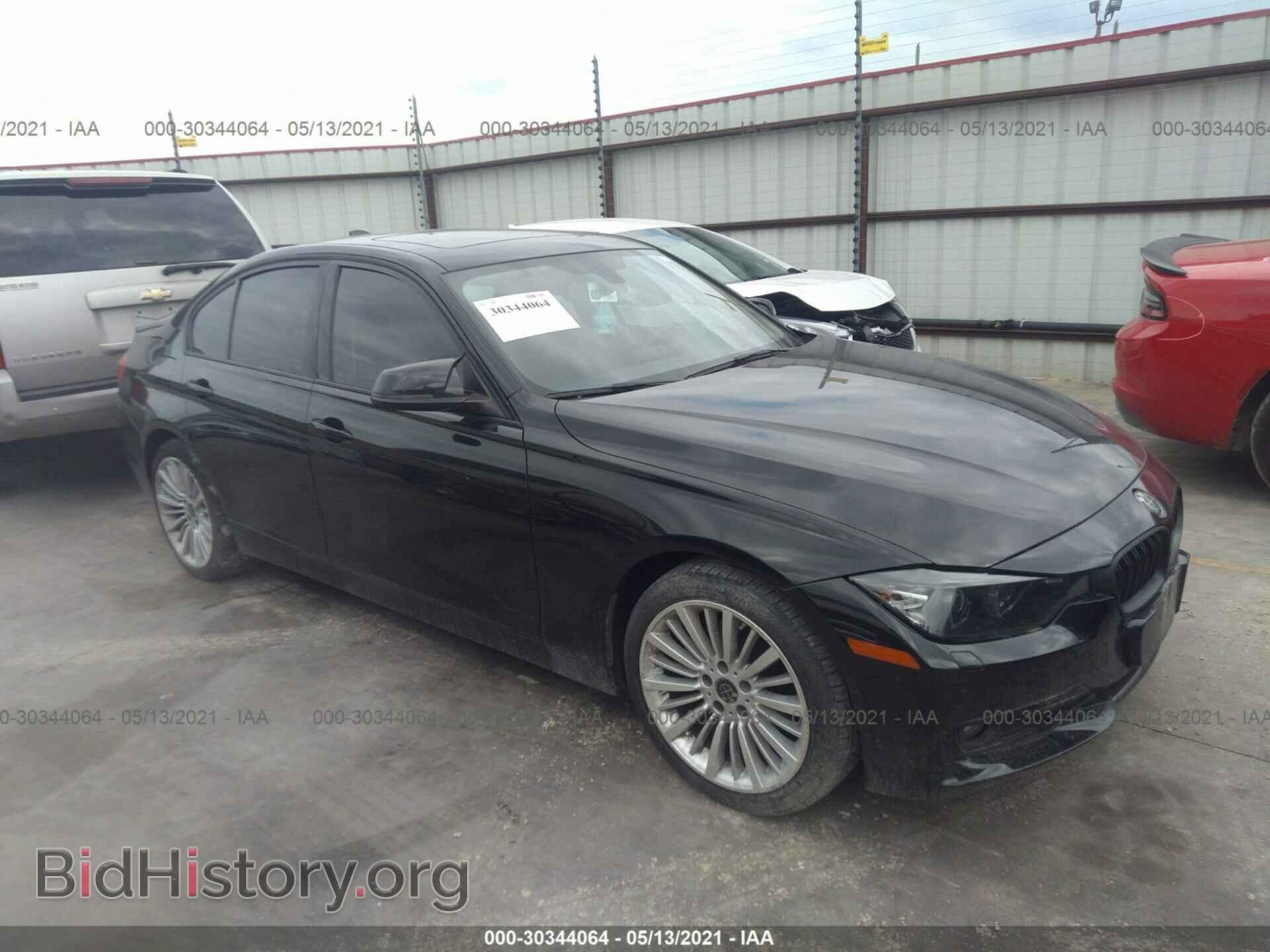 Photo WBA3A5C57CF257251 - BMW 3 SERIES 2012