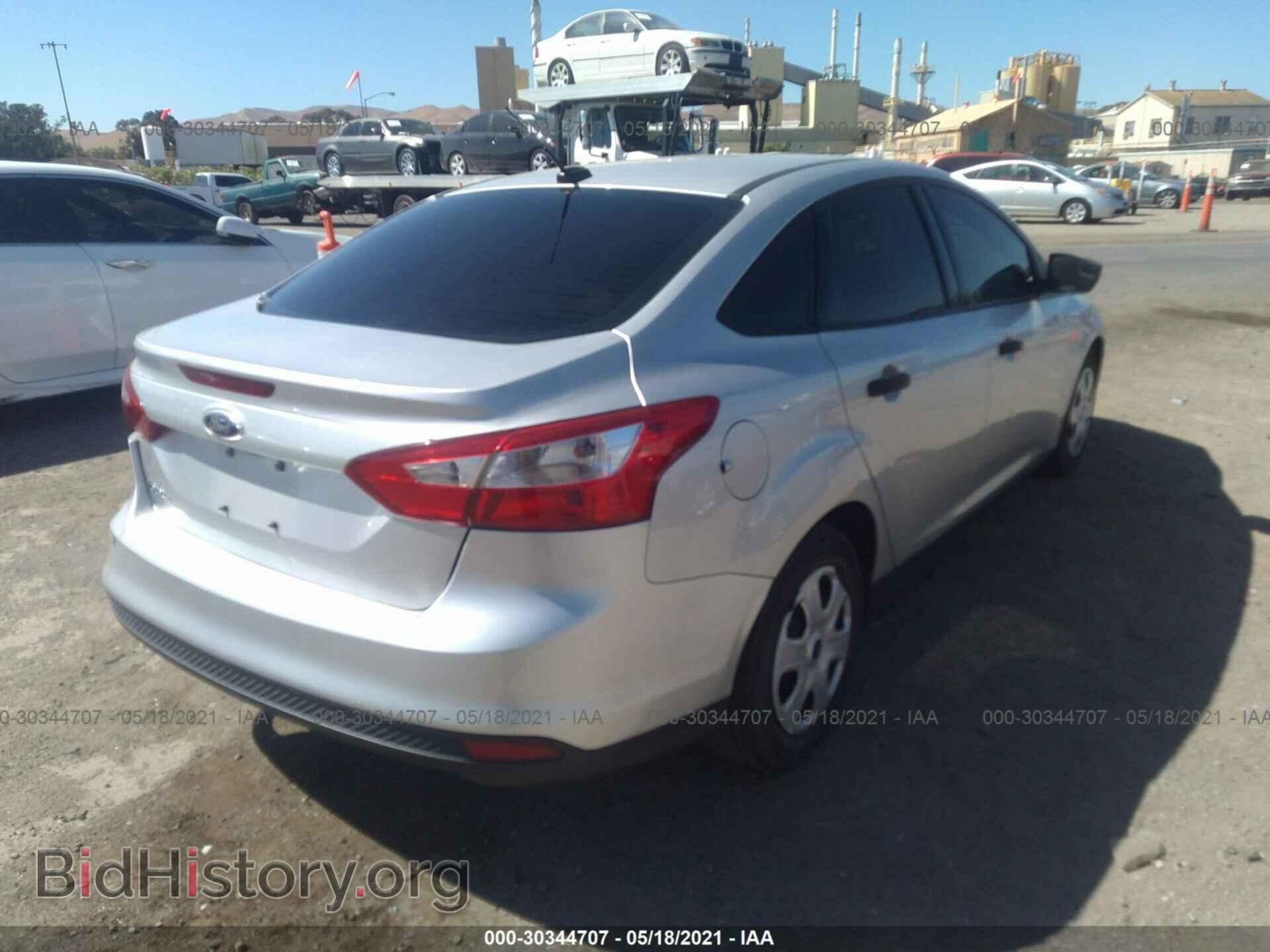 2013 FORD FOCUS - VIN: 1FADP3E21DL184495 - Фото 4