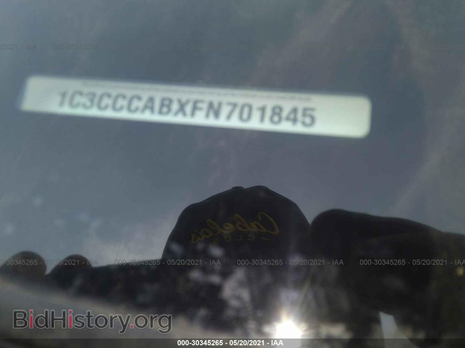 2015 CHRYSLER 200 - VIN: 1C3CCCABXFN701845 - Фото 9