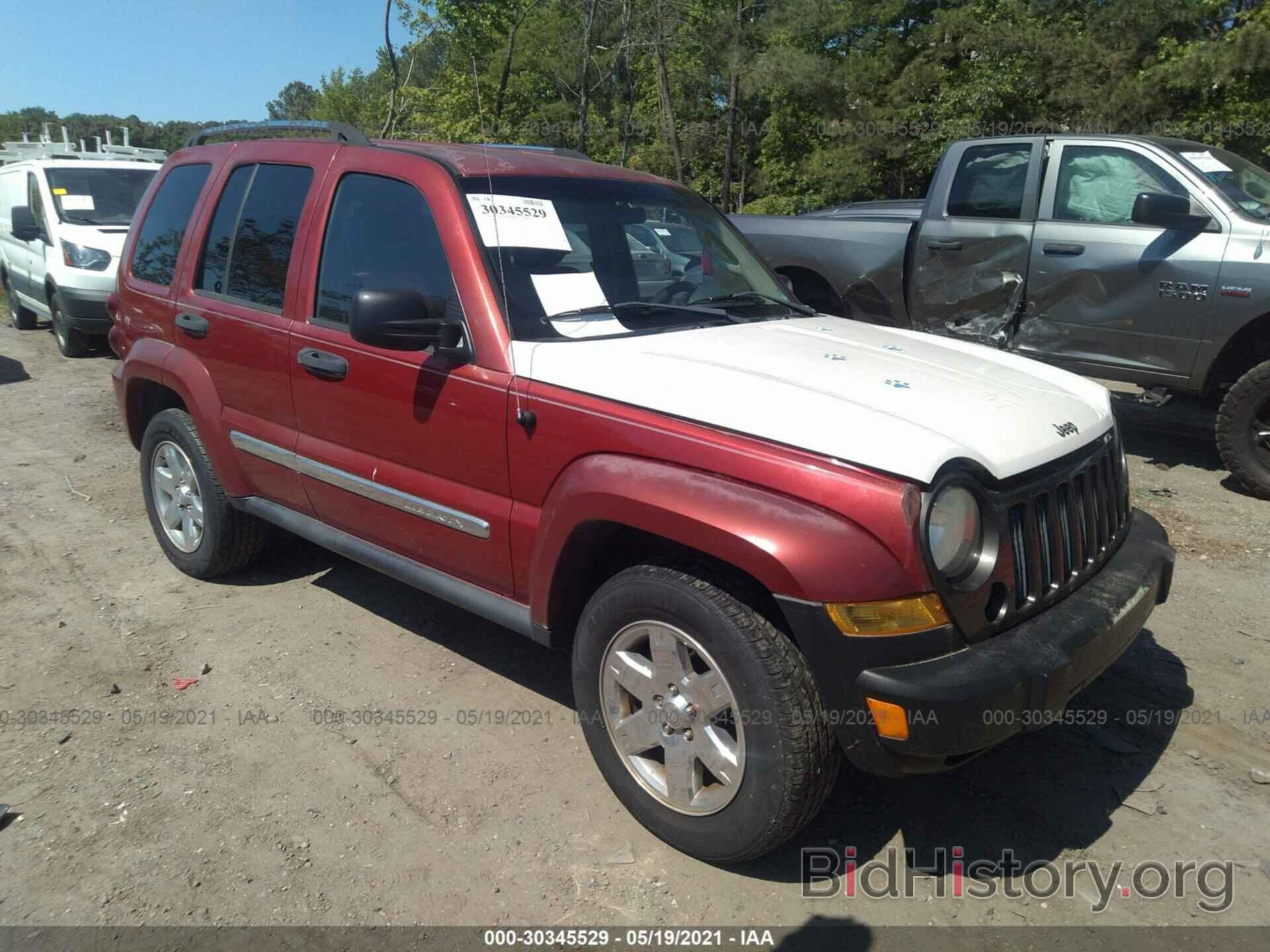 Photo 1J4GL58KX6W117318 - JEEP LIBERTY 2006