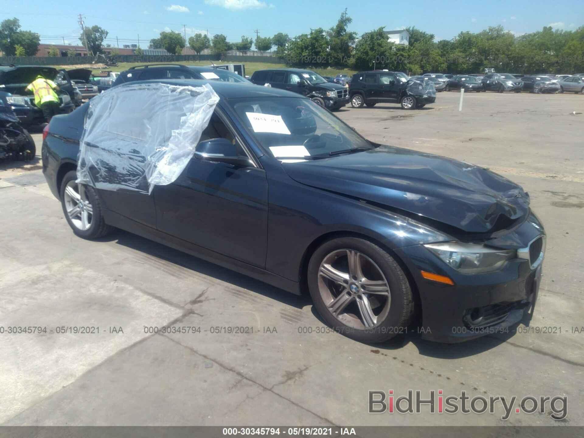 Photo WBA3B5C57FF960981 - BMW 3 SERIES 2015