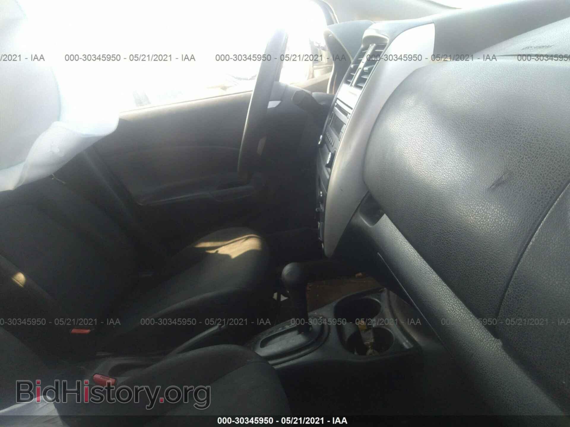 2016 NISSAN VERSA NOTE - VIN: 3N1CE2CP3GL366019 - Photo 5