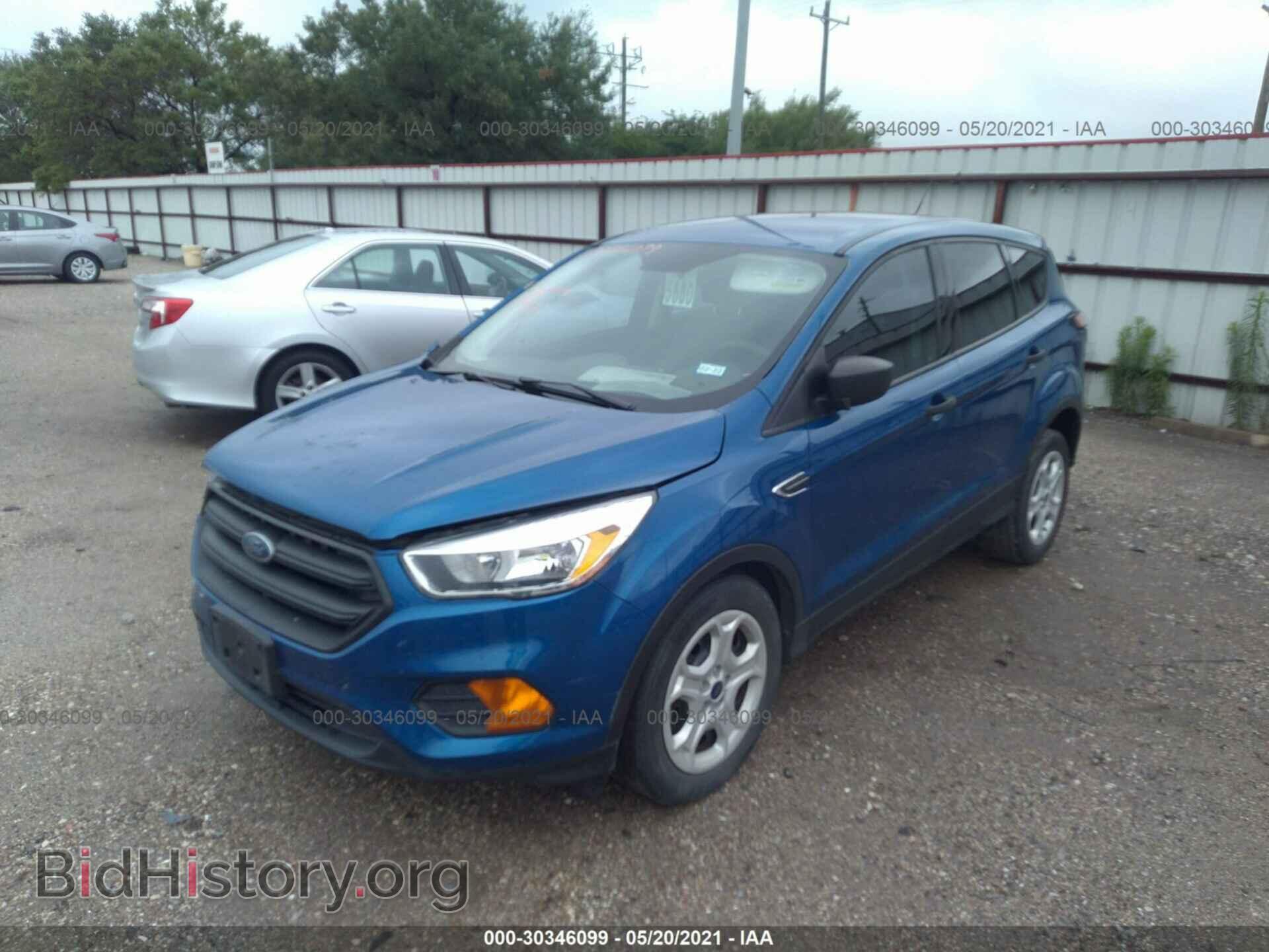 2017 FORD ESCAPE - VIN: 1FMCU0F71HUC00438 - Photo 2