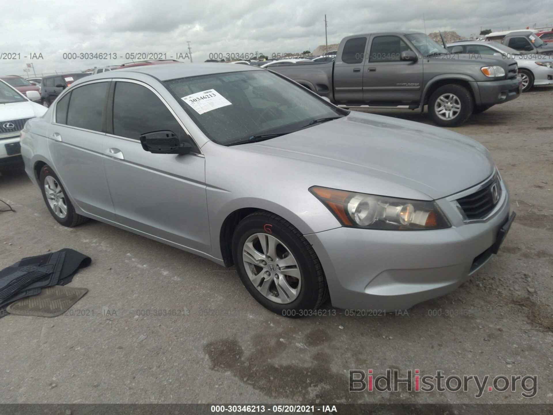 Photo 1HGCP2F46AA096132 - HONDA ACCORD SDN 2010