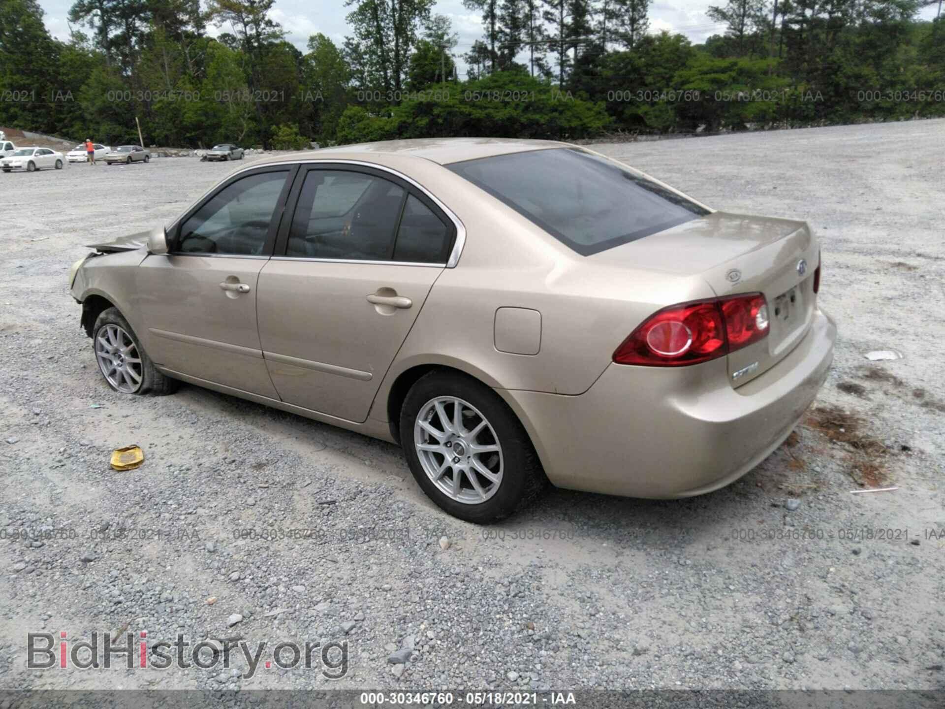 2006 KIA OPTIMA - VIN: KNAGE123565055209 - Фото 3