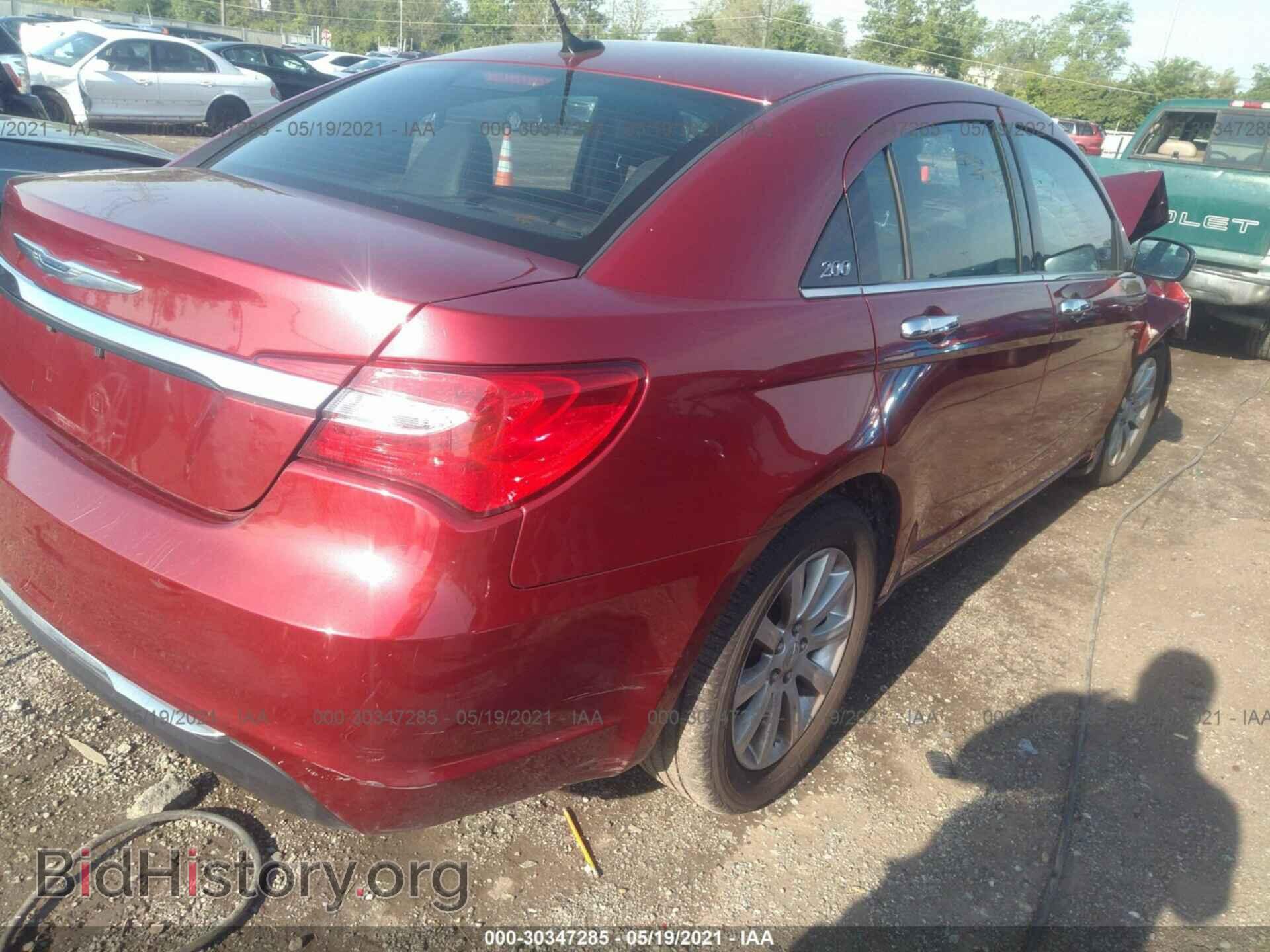 2013 CHRYSLER 200 - VIN: 1C3CCBCG5DN592811 - Photo 4