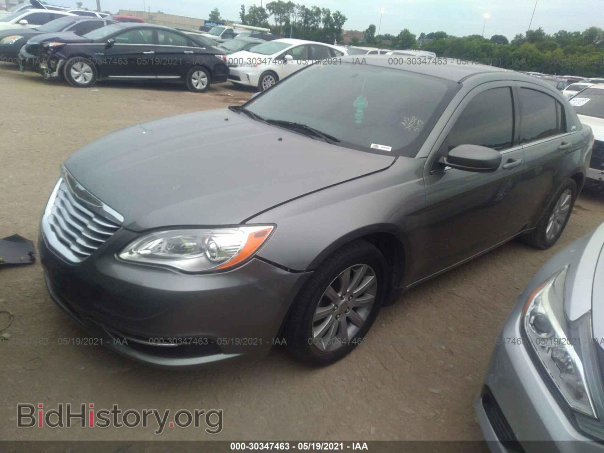 2012 CHRYSLER 200 - VIN: 1C3CCBBG3CN251312 - Фото 2